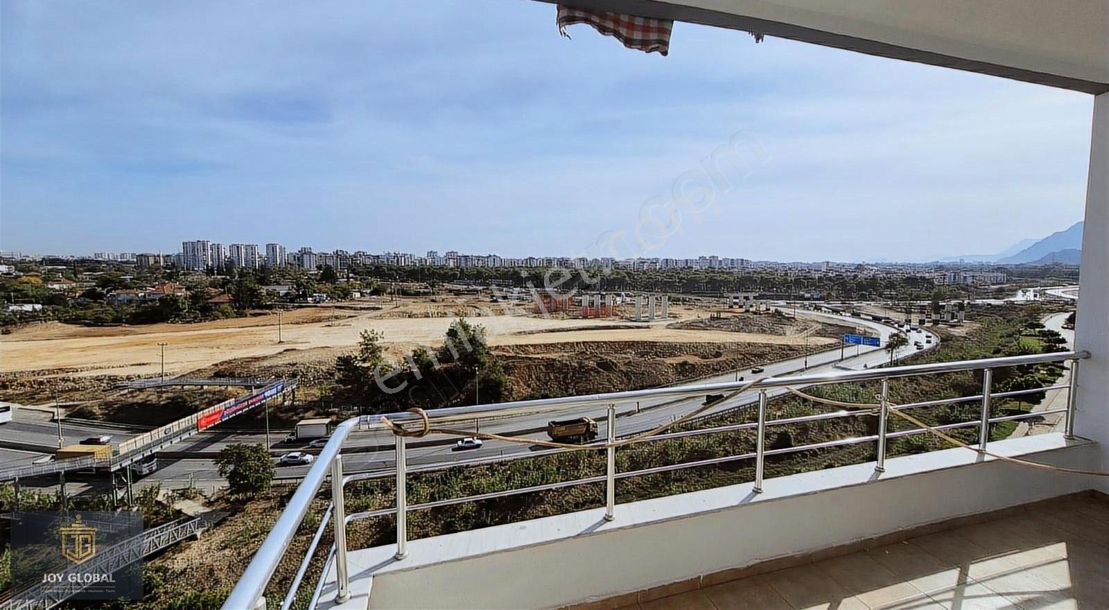 Kiralık Harika Konumda Geniş Ferah Manzaralı 3+1 Daire - Görsel 16
