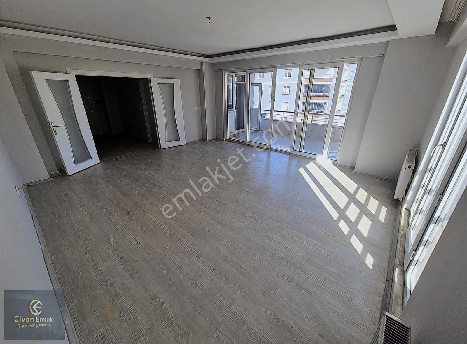 Civandan Osmanlı Hamam Üstü Deniz Manzara Sitede Kiralık 3+1 - Görsel 14