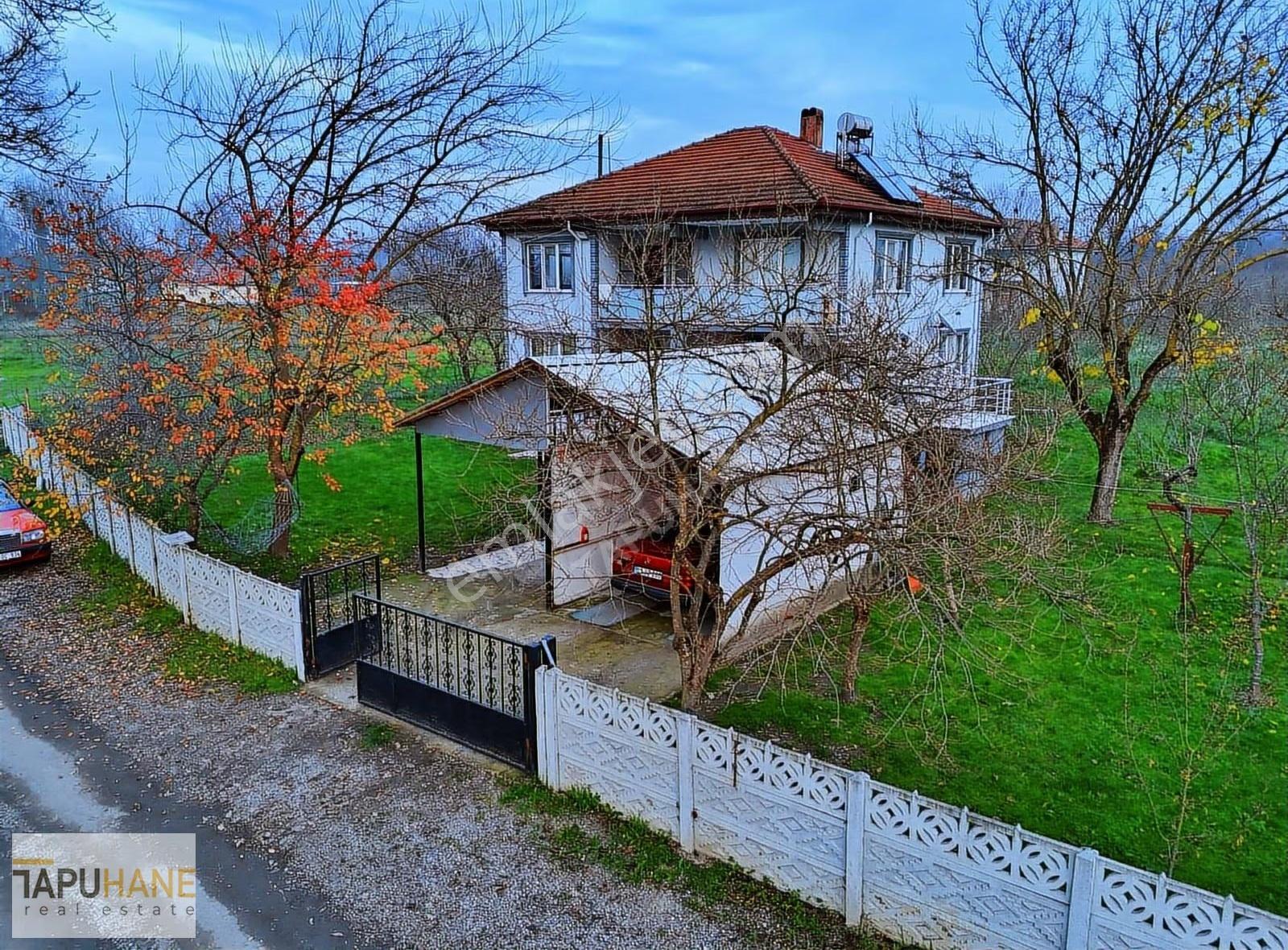 Tapuhaneden Uzuncaormanda Müstakil 2 Katlı Ev+k.garaj+ahır - Görsel 4