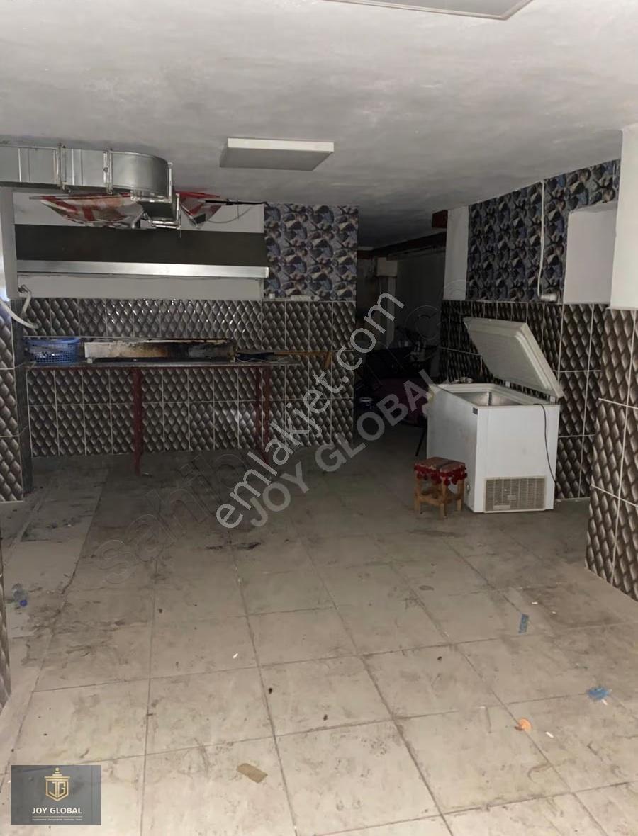 Cadde Üzeri Depolu Kiralık Dükkan - Görsel 19