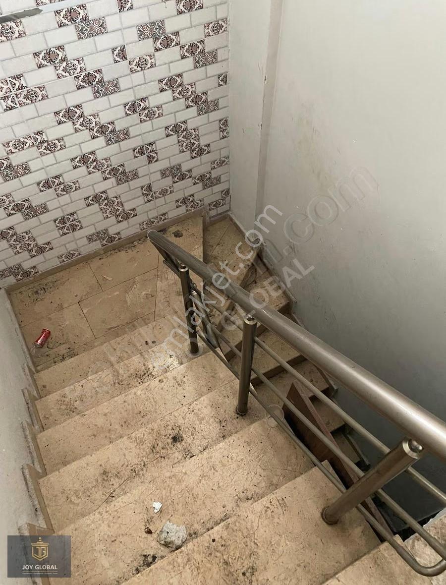 Cadde Üzeri Depolu Kiralık Dükkan - Görsel 21