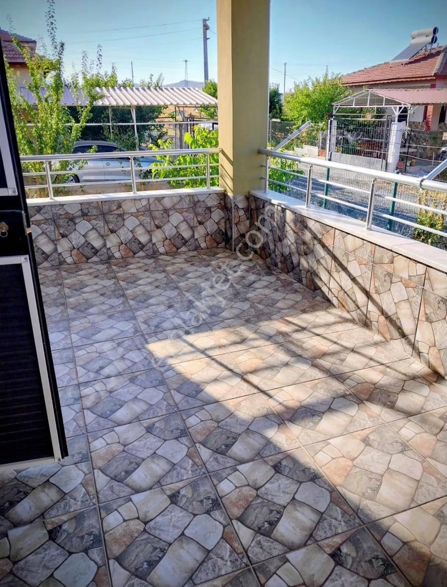 Bahçeli 2 Katlı Villa - Görsel 16
