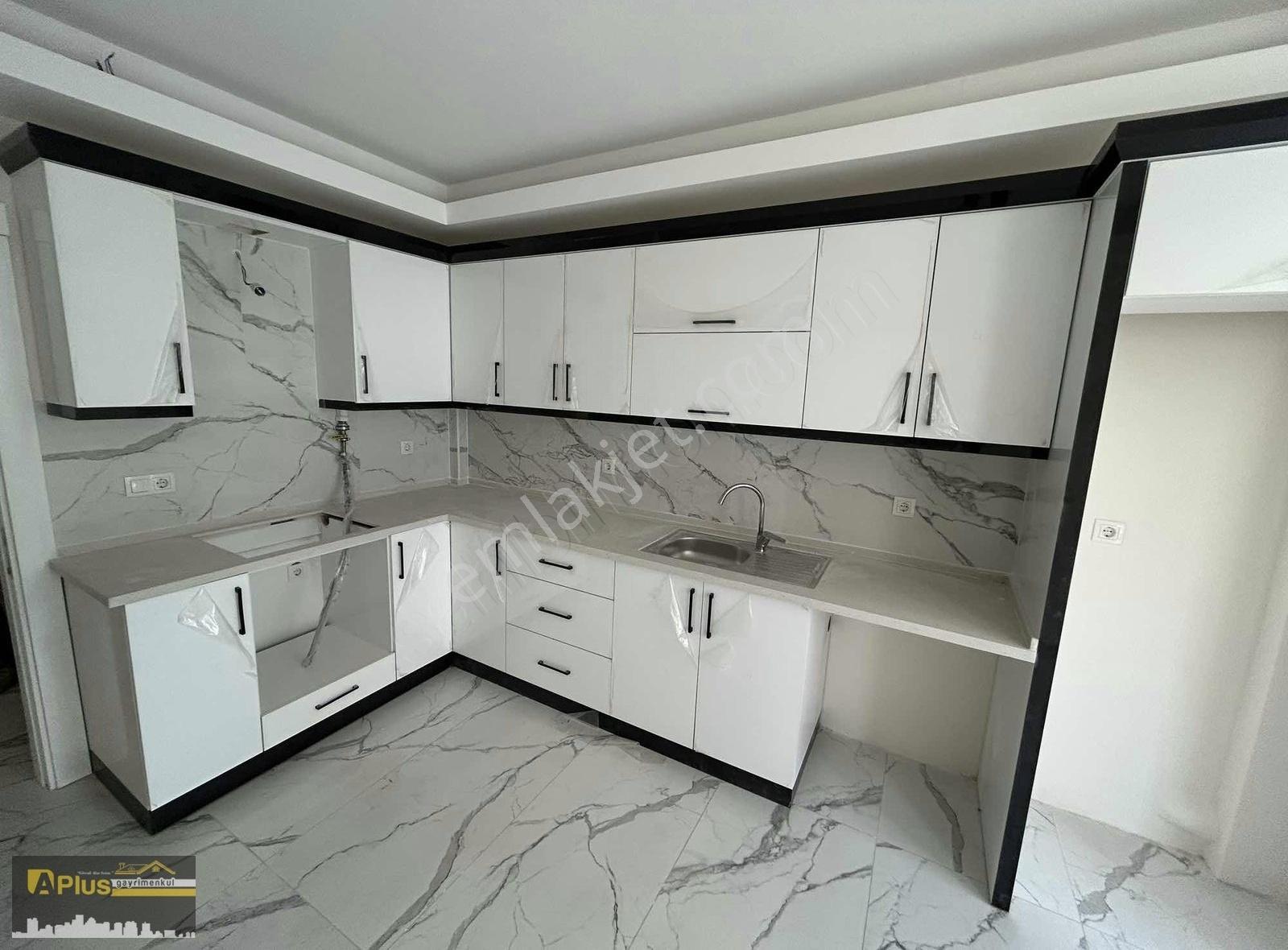A Plus Gayrimenkulden Fatih Mahallesinde Satılık 4+1 Lüks Daire