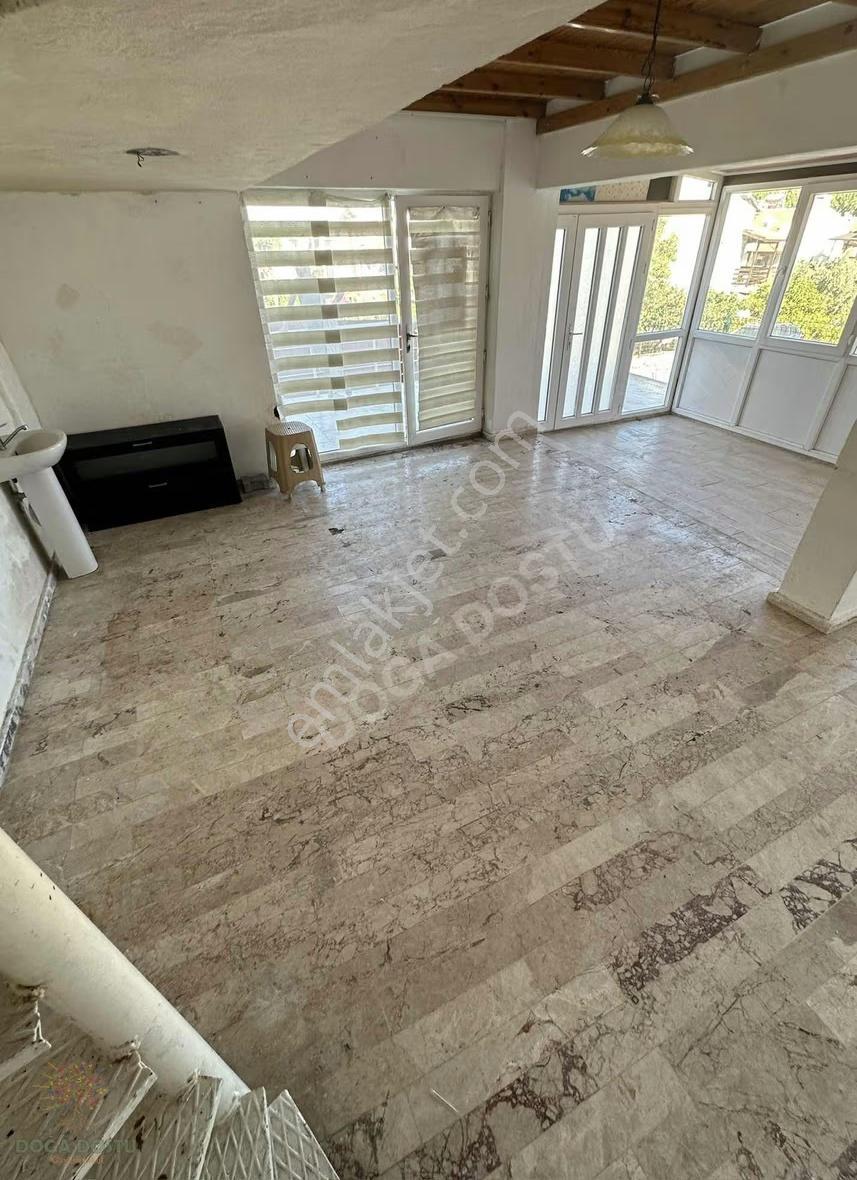 Doğa Dostu'ndan Mordoğan Çarşıda 120 M2+ön Kullanımlı,batarlı - Görsel 2