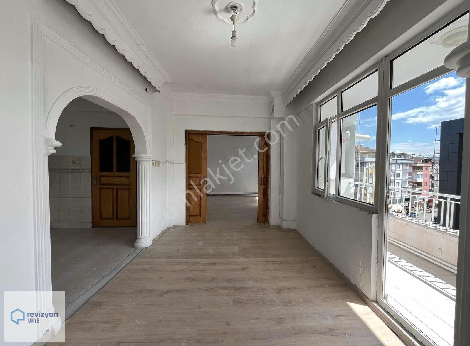 Revizyon'dan 15 Temmuz Meydanı Karşısı Kiralık Daire! - Görsel 4