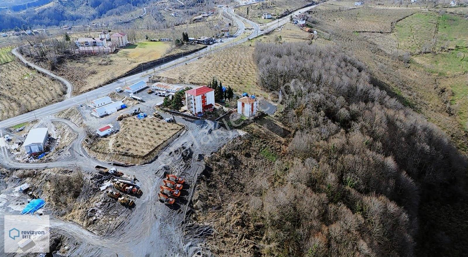 Tekkiraz'da Yol Kenarı Arsa Fırsatı - Görsel 8