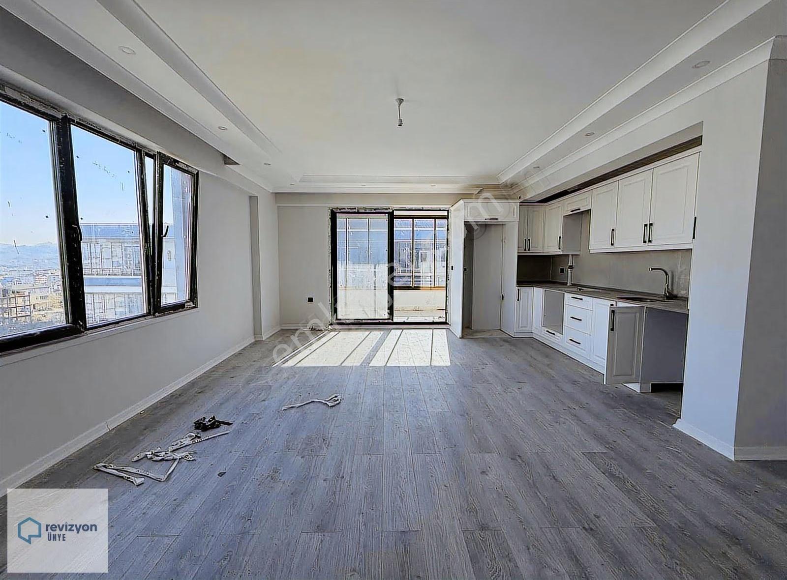 Revizyon'dan Atakent Sitesi Özel Tasarım 4+1 Daire - Görsel 18