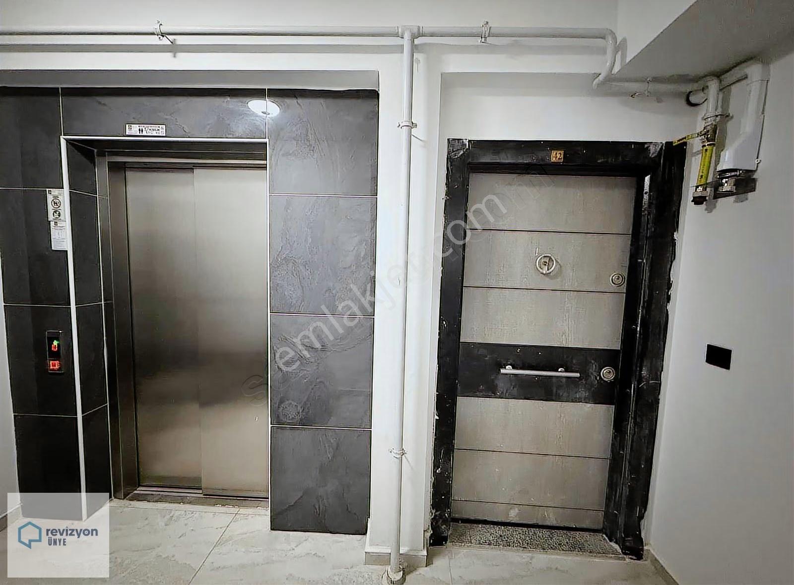 Revizyon'dan Atakent Sitesi Özel Tasarım 4+1 Daire - Görsel 13