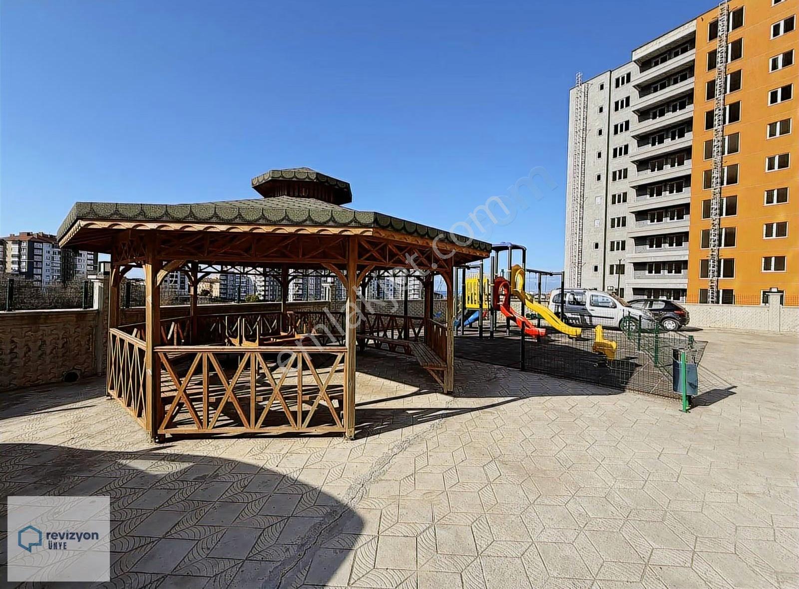 Revizyon'dan Atakent Sitesi Özel Tasarım 4+1 Daire - Görsel 17