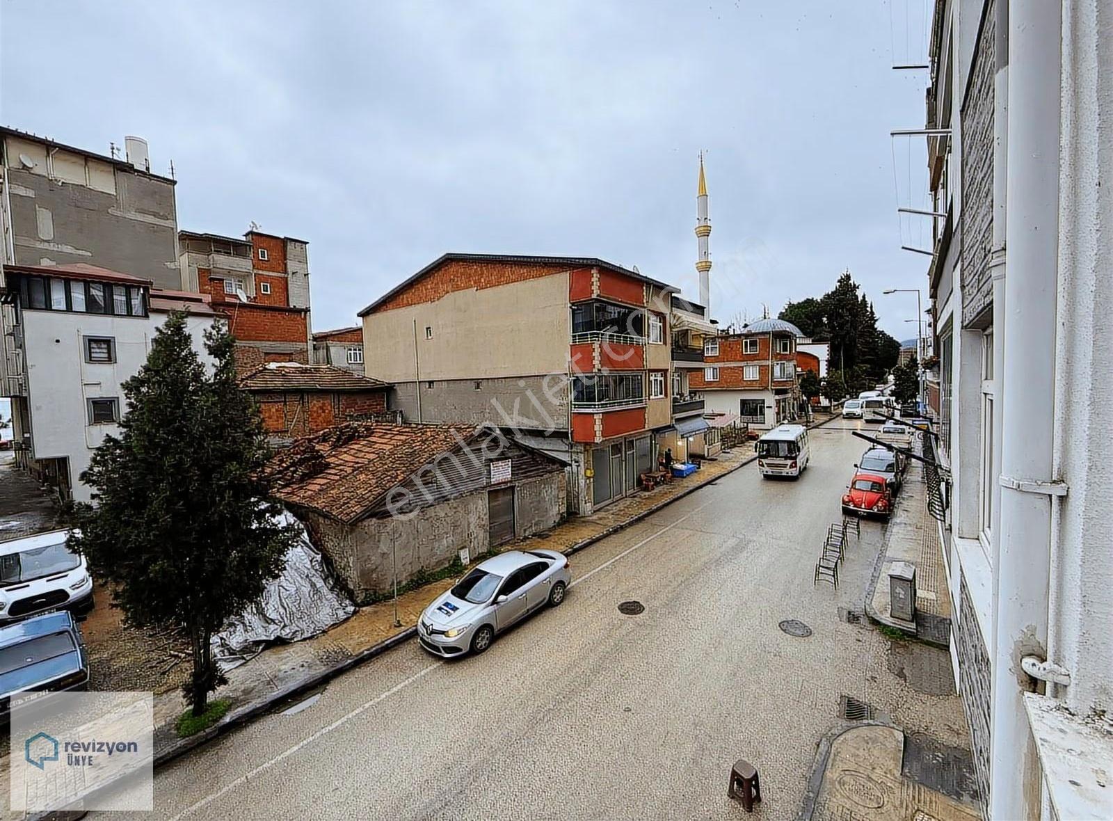 Revizyon'dan ''cadde Üstünde'' Kiralık Daire Fırsatı - Görsel 15