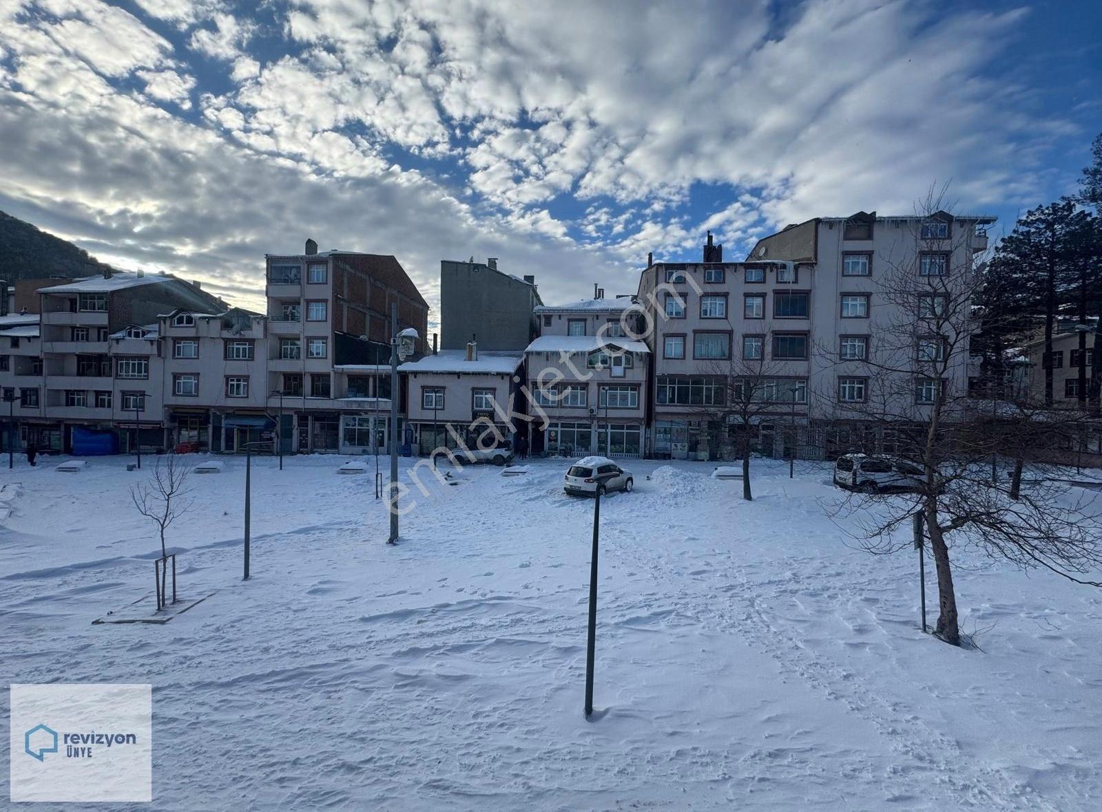 Revizyon'dan Akkuş Meydanda 4+1 Geniş Daire - Görsel 24
