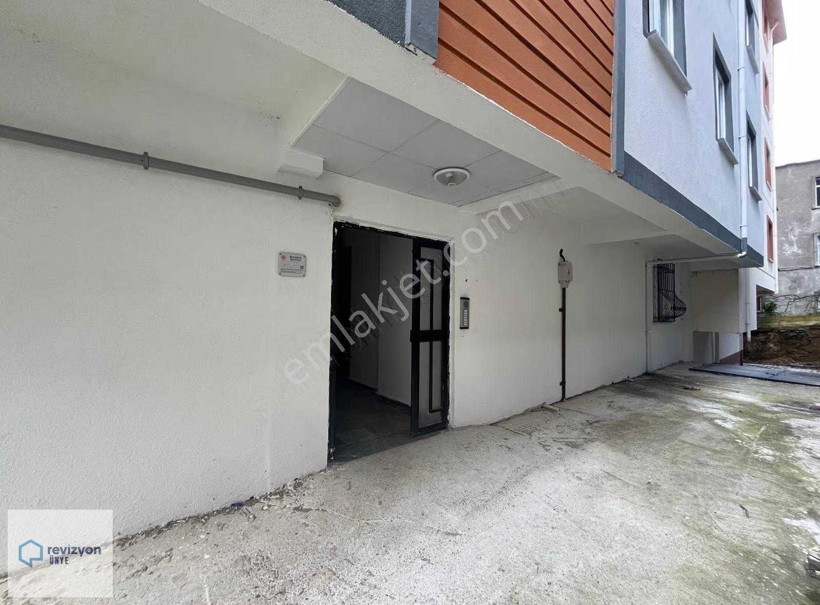 Revizyon'dan ''üniversiteye Yakın'' ''eşyalı'' 1+1 Kiralık !!! - Görsel 19