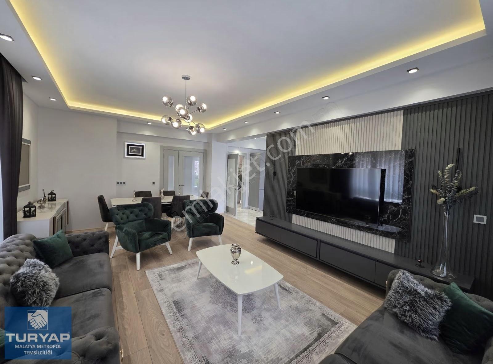 Turyap Metropolden Tecde Kanal Üstünde Satılık 5+1 Premium Villa - Görsel 14