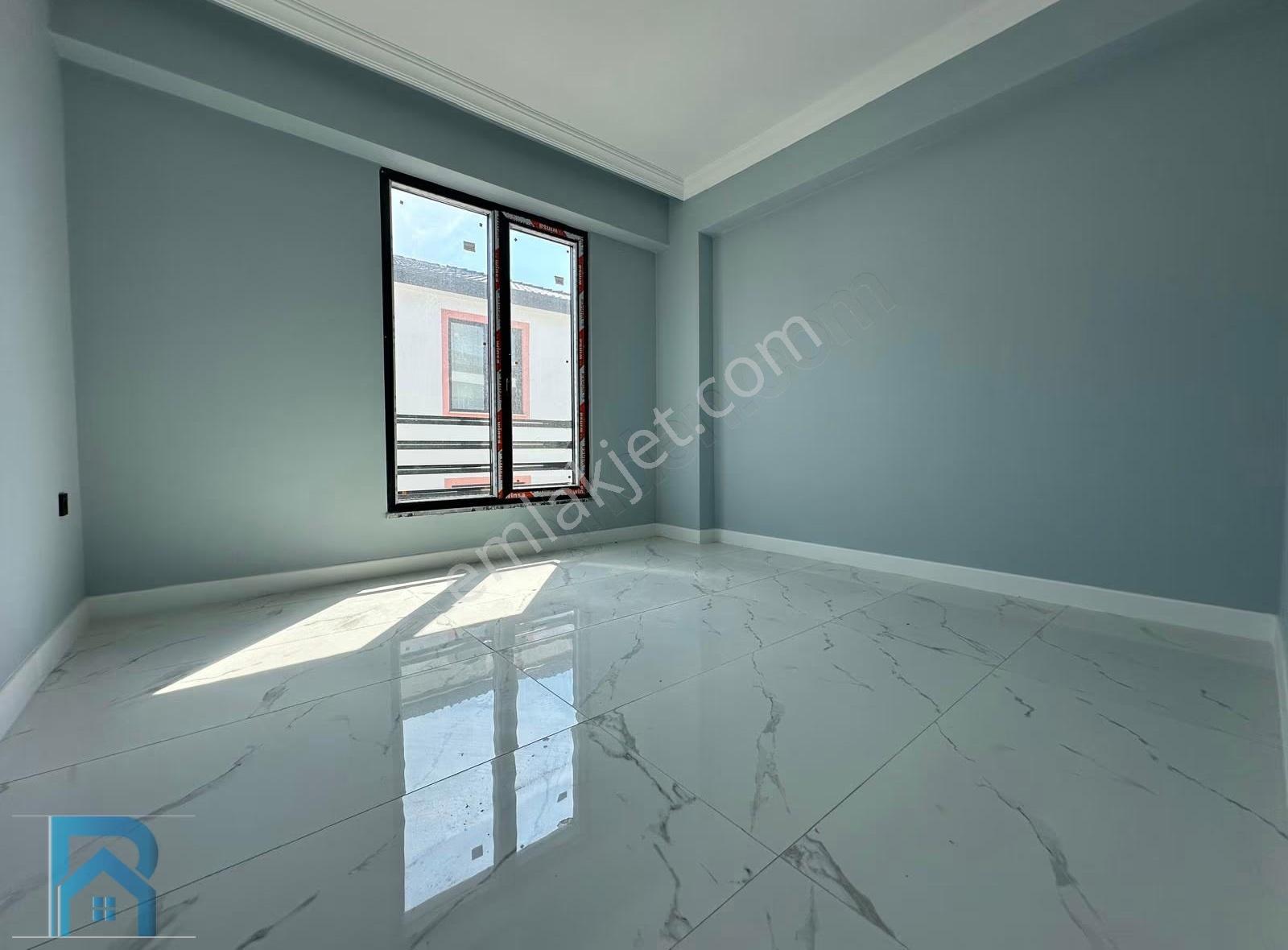 Karasu İlçe Merkezi Ve Denize Yakın Sıfır Mutfak Ayrı Ebev.banyo - Görsel 13