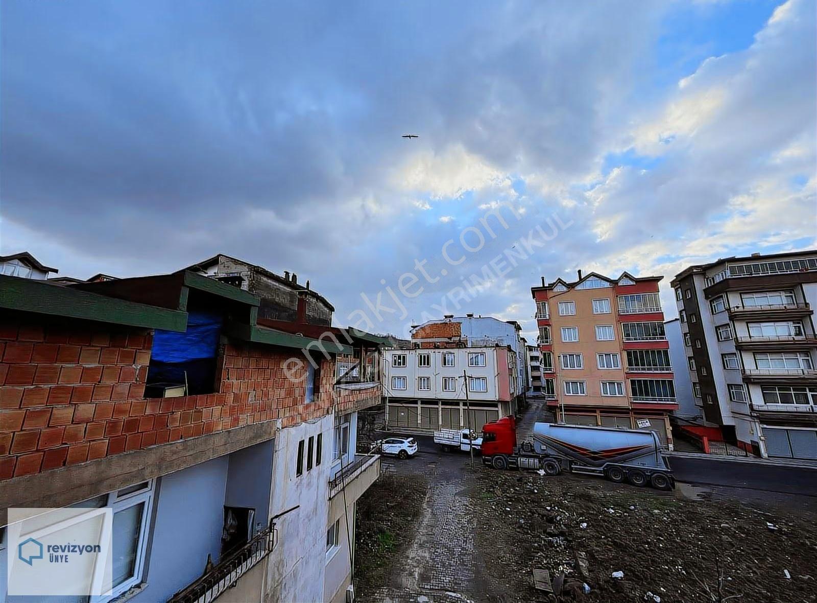 Revizyon'dan İçi Yenilenmiş Kiralık Daire Fırsatı !! - Görsel 18