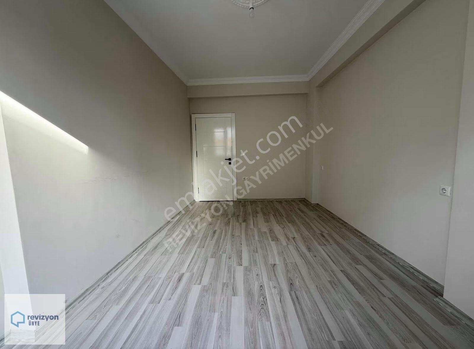 Revizyon'dan Çınarlık Mahallesinde Sıfır Kiralık Daire *** - Görsel 2