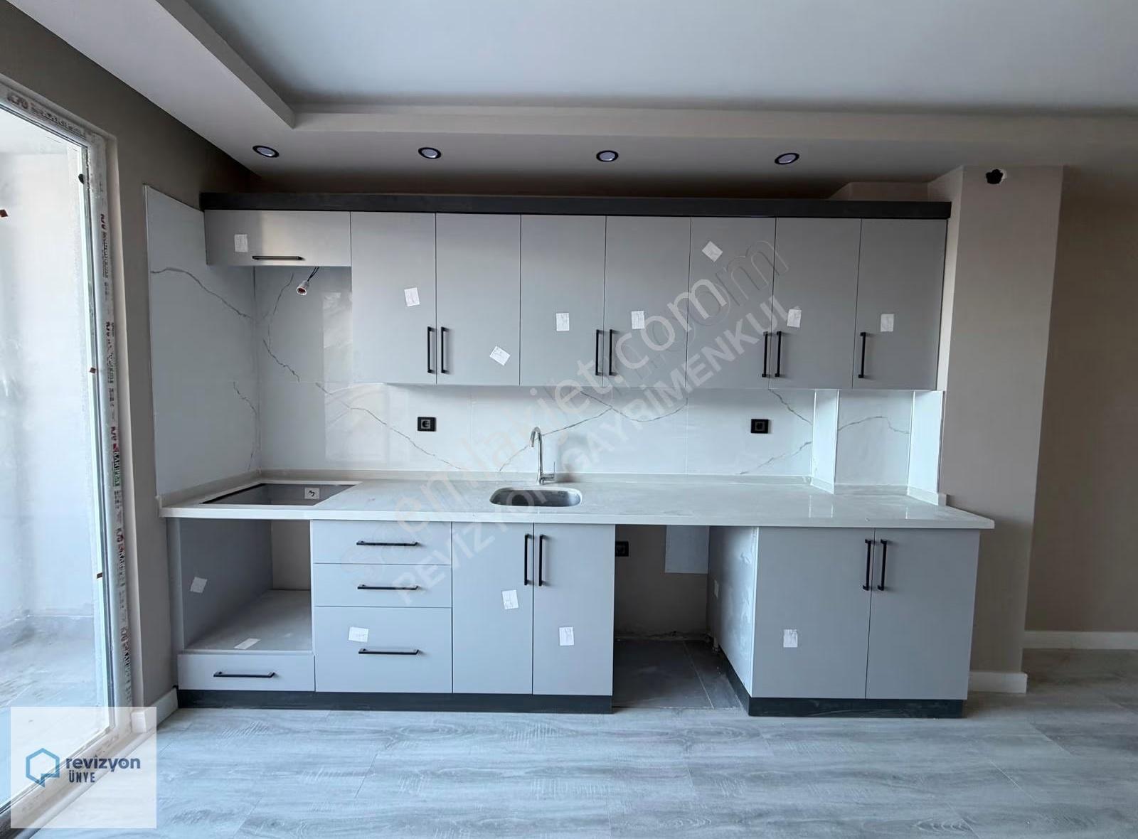 Revizyon'dan Lüx Ve Konforlu Sıfır Oturuma Hazır 2+1 Daire!!! - Görsel 14