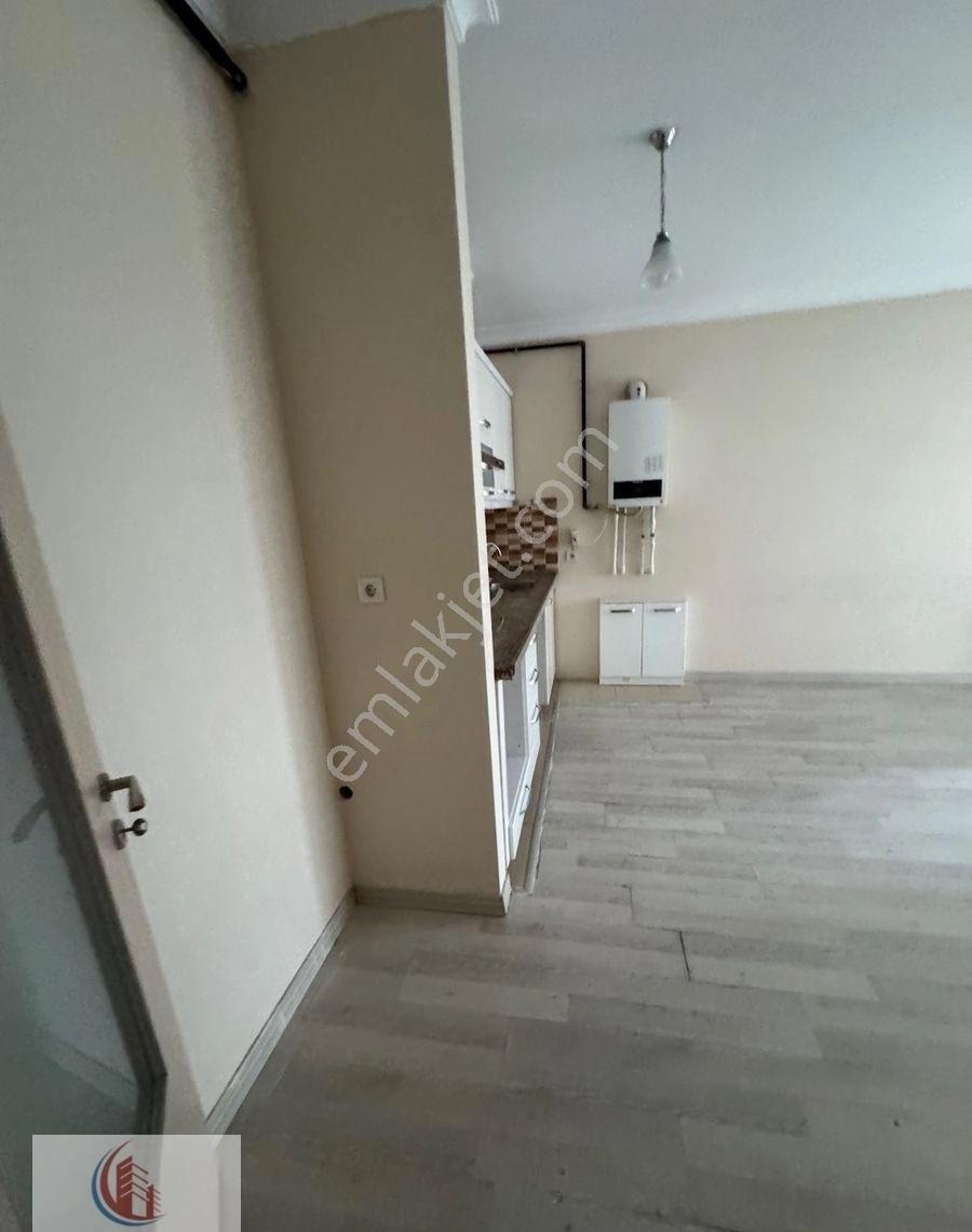 Emekte 1+1 Yeni Bina Giriş Teraslı 6 Milyon 750 Bin Tl - Görsel 8