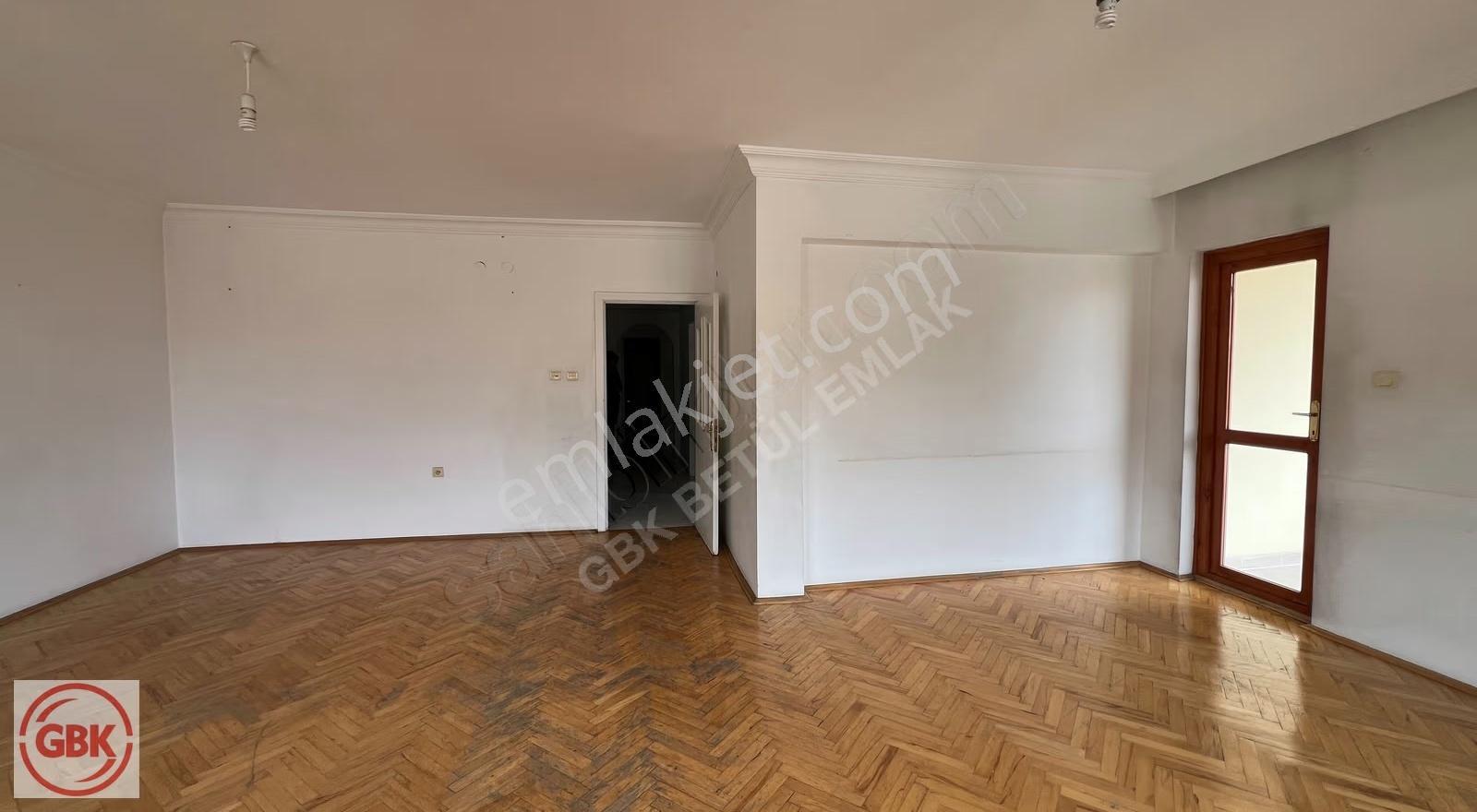 2+1 Kiralık Geniş Daire Ulaşımı Çok İyi Konumda - Görsel 20