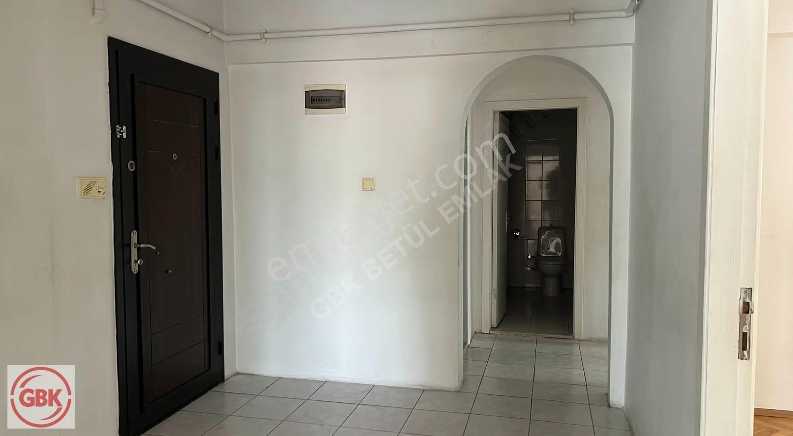 2+1 Kiralık Geniş Daire Ulaşımı Çok İyi Konumda - Görsel 35