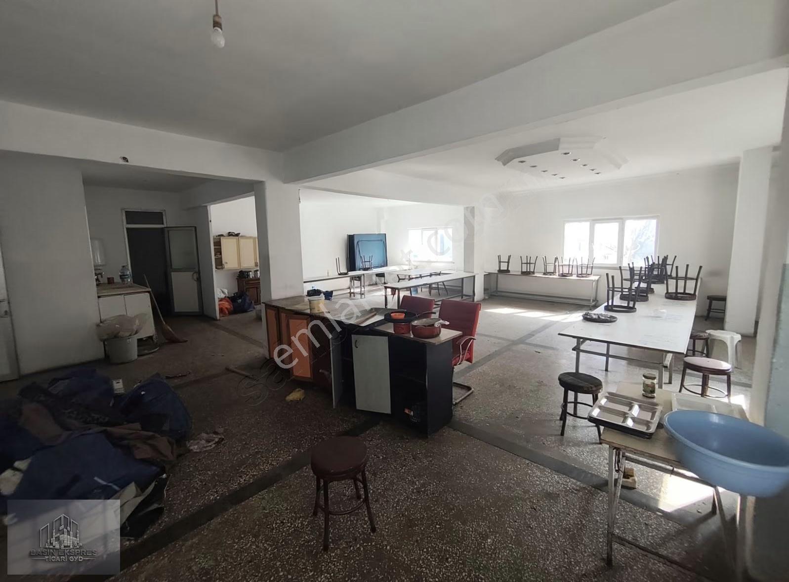 Enes Malik Toraman'dan Kirazlıda 900 M2 2 Kat Kiralık İmalathane - Görsel 16