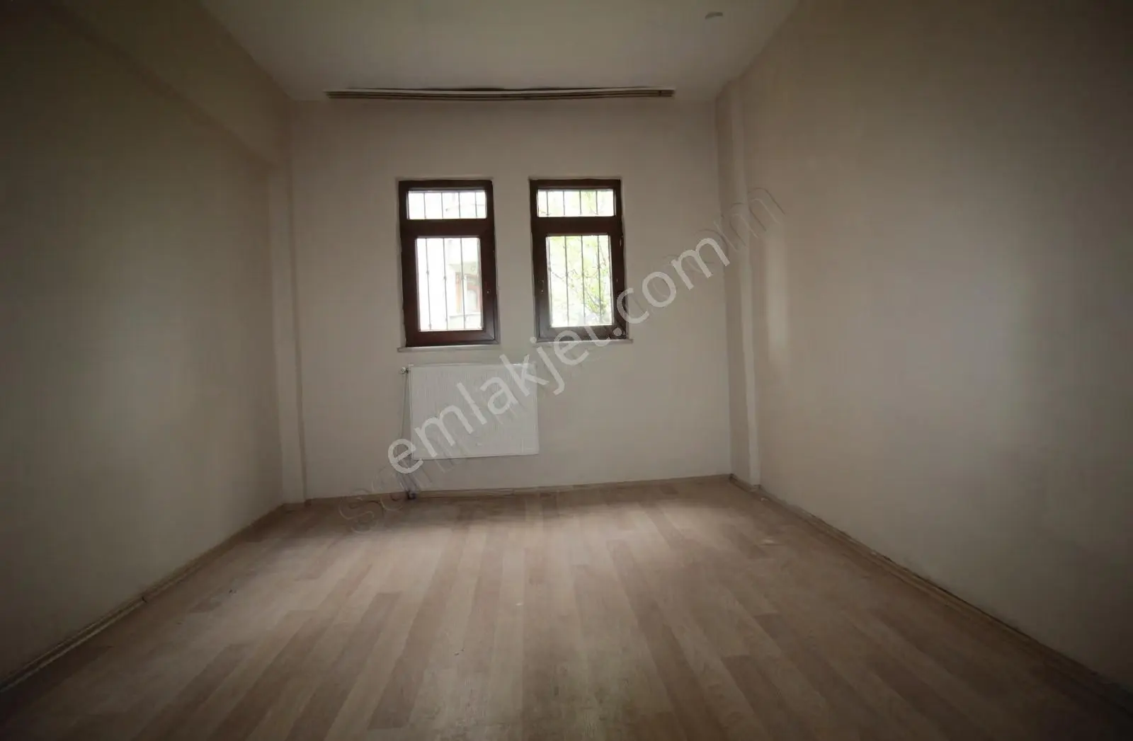 Safranbolu Belediye Kent Lokantası Üstünde Kiralık 2+0 Daire - Görsel 4