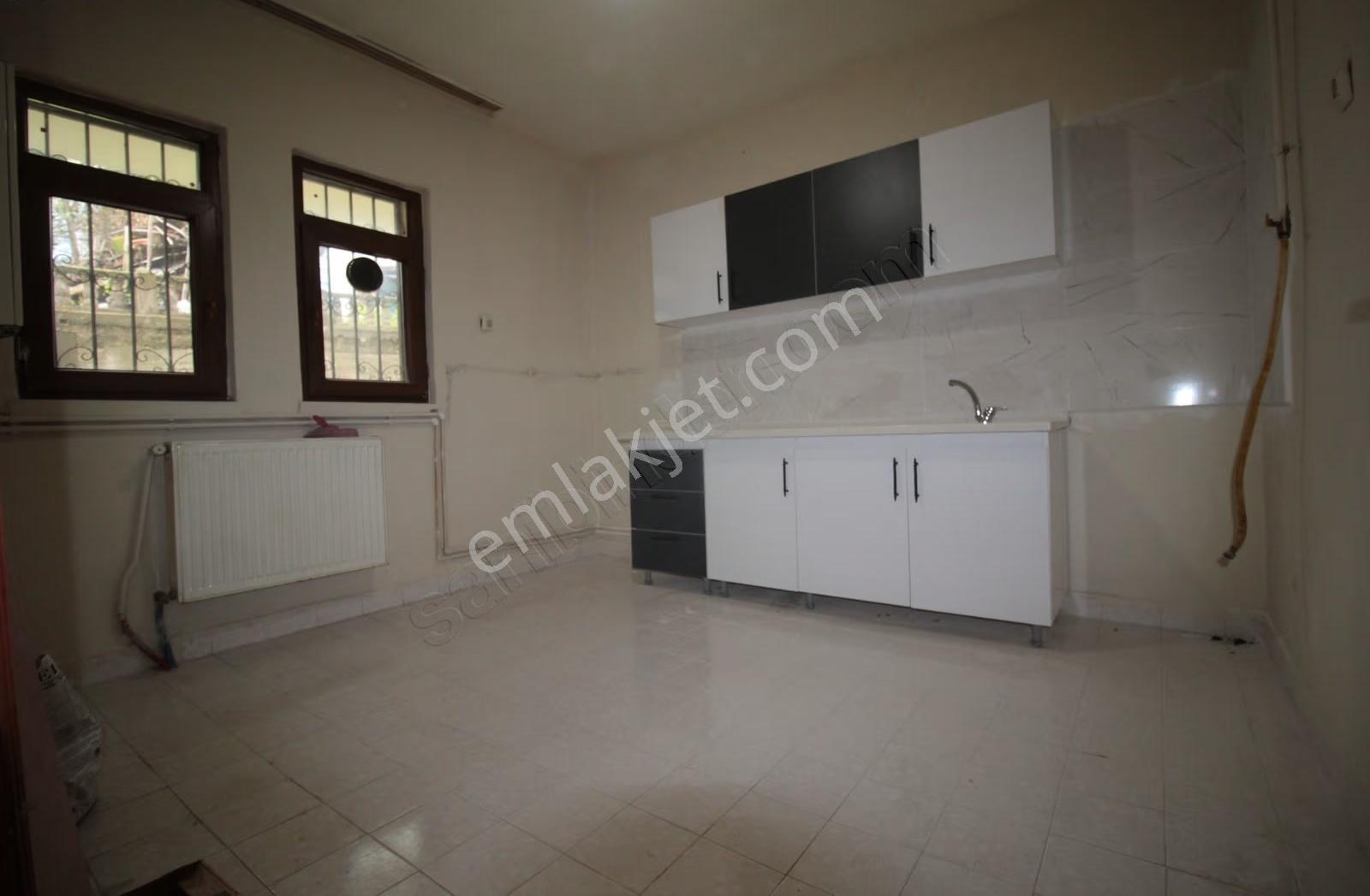 Safranbolu Belediye Kent Lokantası Üstünde Kiralık 2+0 Daire - Görsel 6