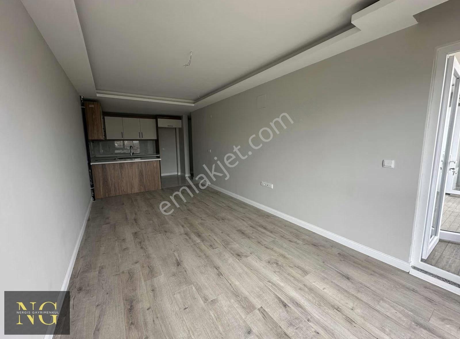 Nergisden Satılık Yolçatı Merkezi Konum Lüks 2+1 Daire - Görsel 14