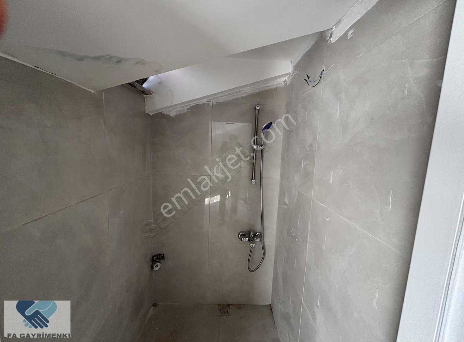 Merdivenköy'de Satılık 3+1 Dubleks Teraslı Daire - Görsel 16