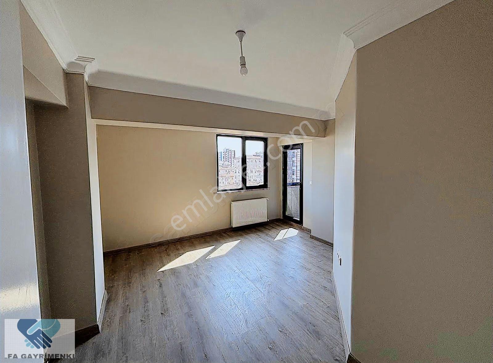 Merdivenköy'de Satılık 3+1 Dubleks Teraslı Daire - Görsel 33