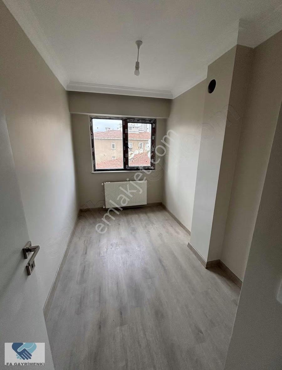 Alfa'dan Merdivenköy Dr.erkin Caddesinde -0- 2+1 Daireler - Görsel 15