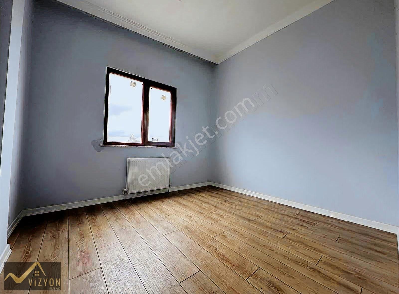 Tuzla Cadesinde Asansörlü + Kapalı Otoparklı Lüks 4+1 - Görsel 31