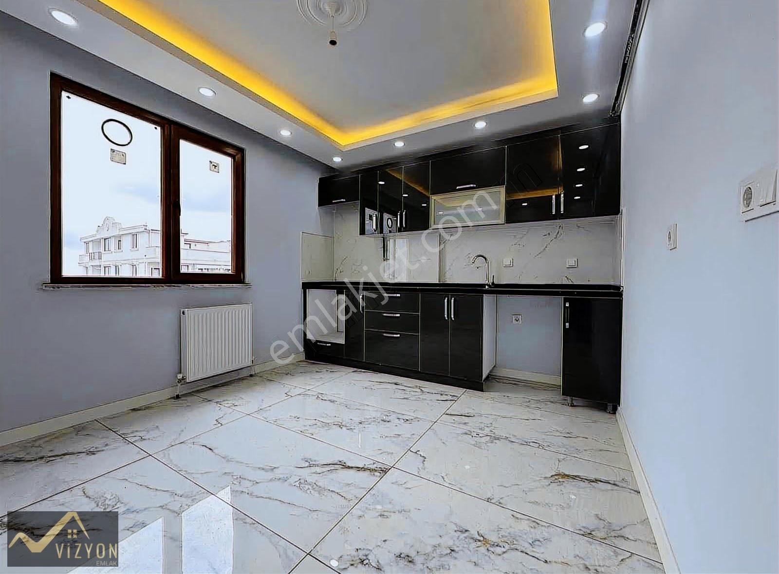 Tuzla Cadesinde Asansörlü + Kapalı Otoparklı Lüks 4+1 - Görsel 11