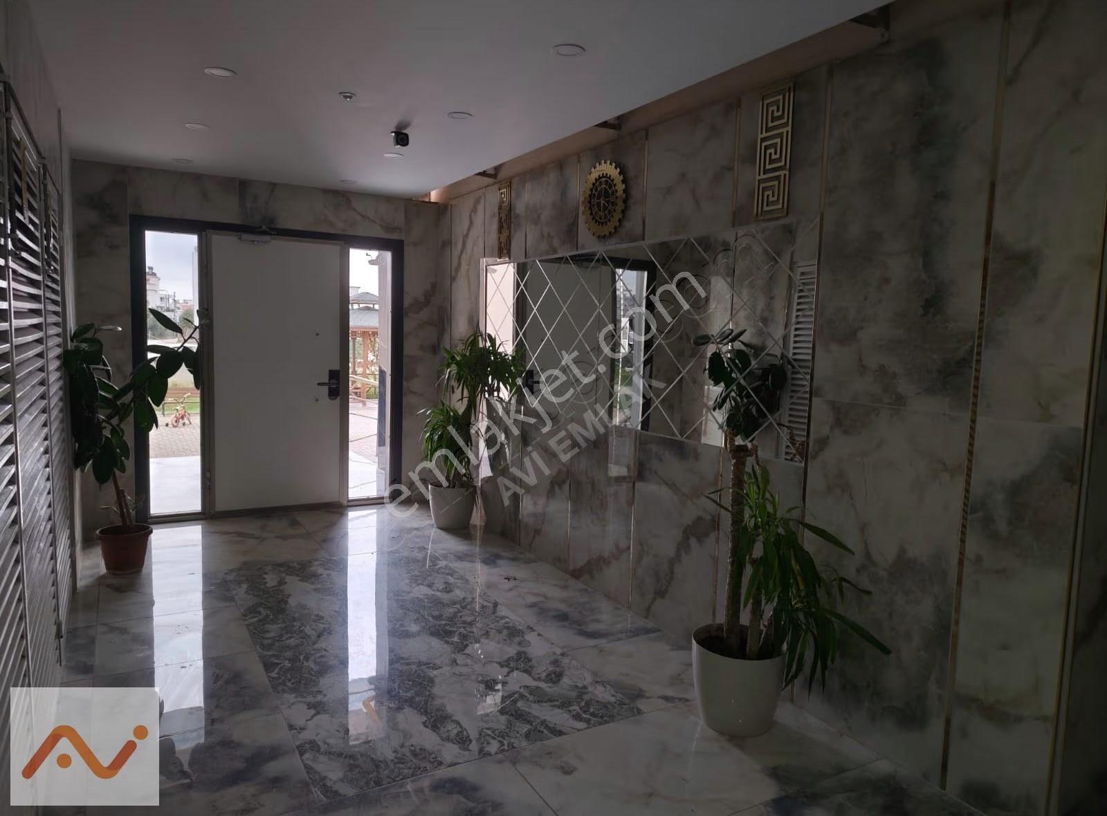 Salı Pazarı Yanı Lüks Yapılı 180m² 3+1 Ara Kat Satılık Daire - Görsel 16