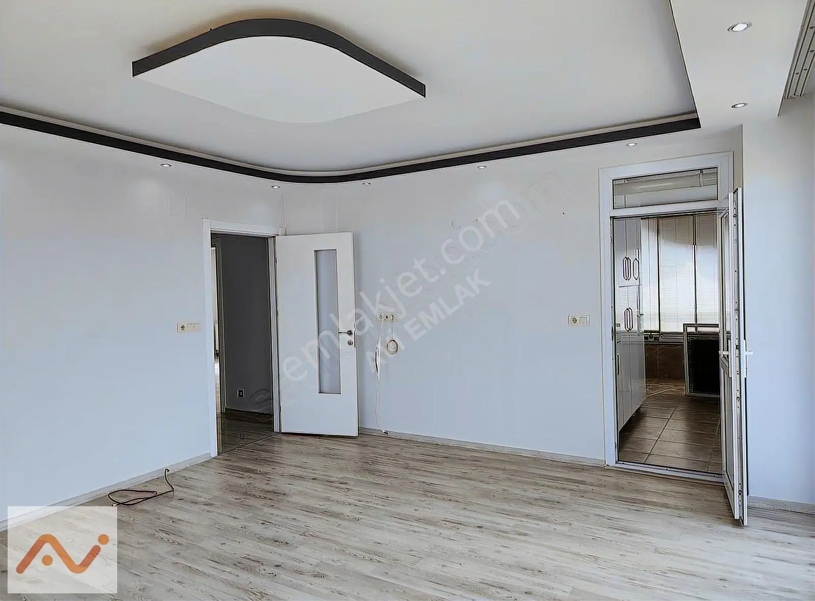 İçi Lüks Yapılı 4+1 185m² Satılık Daire - Görsel 2