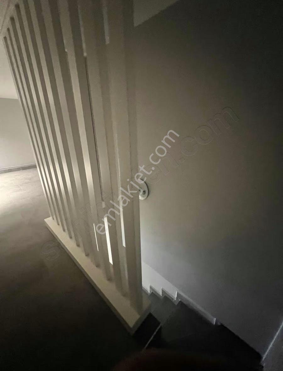 Altıkat Emlaktan Kiralık Lüx Giyim Mağazası - Görsel 7