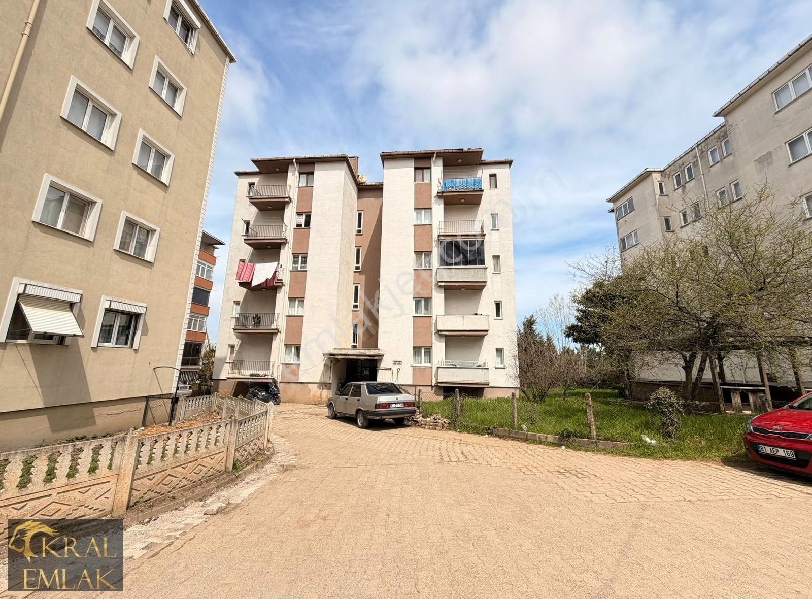 Ayazlı Mahallesinde Deniz Manzaralı 3+1 Satılık Daire - Görsel 3