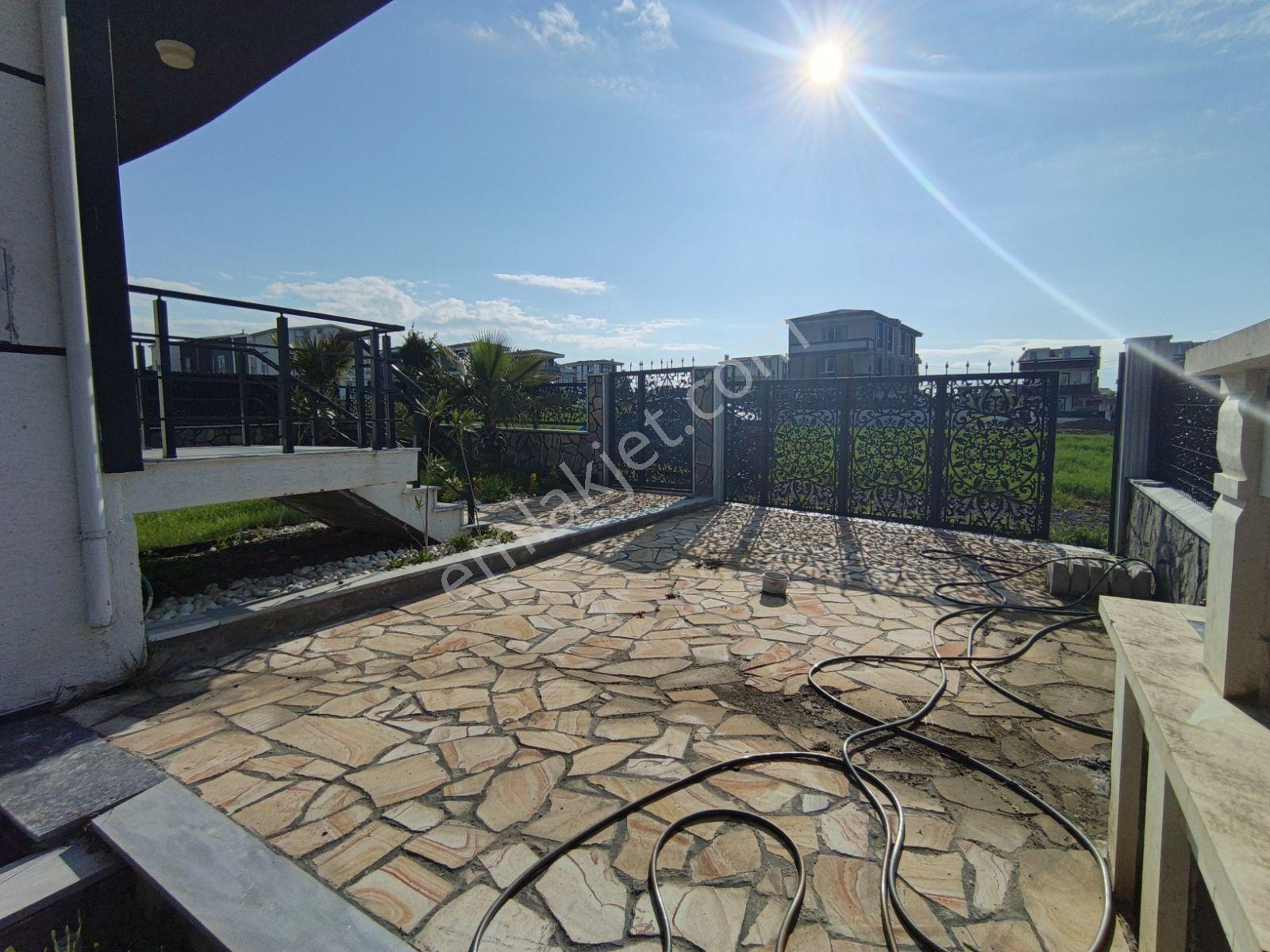 Satılık 320 M2 Arsa İçi 300 M2 Kullanımlı 6+1 Müstakil Villa - Görsel 9