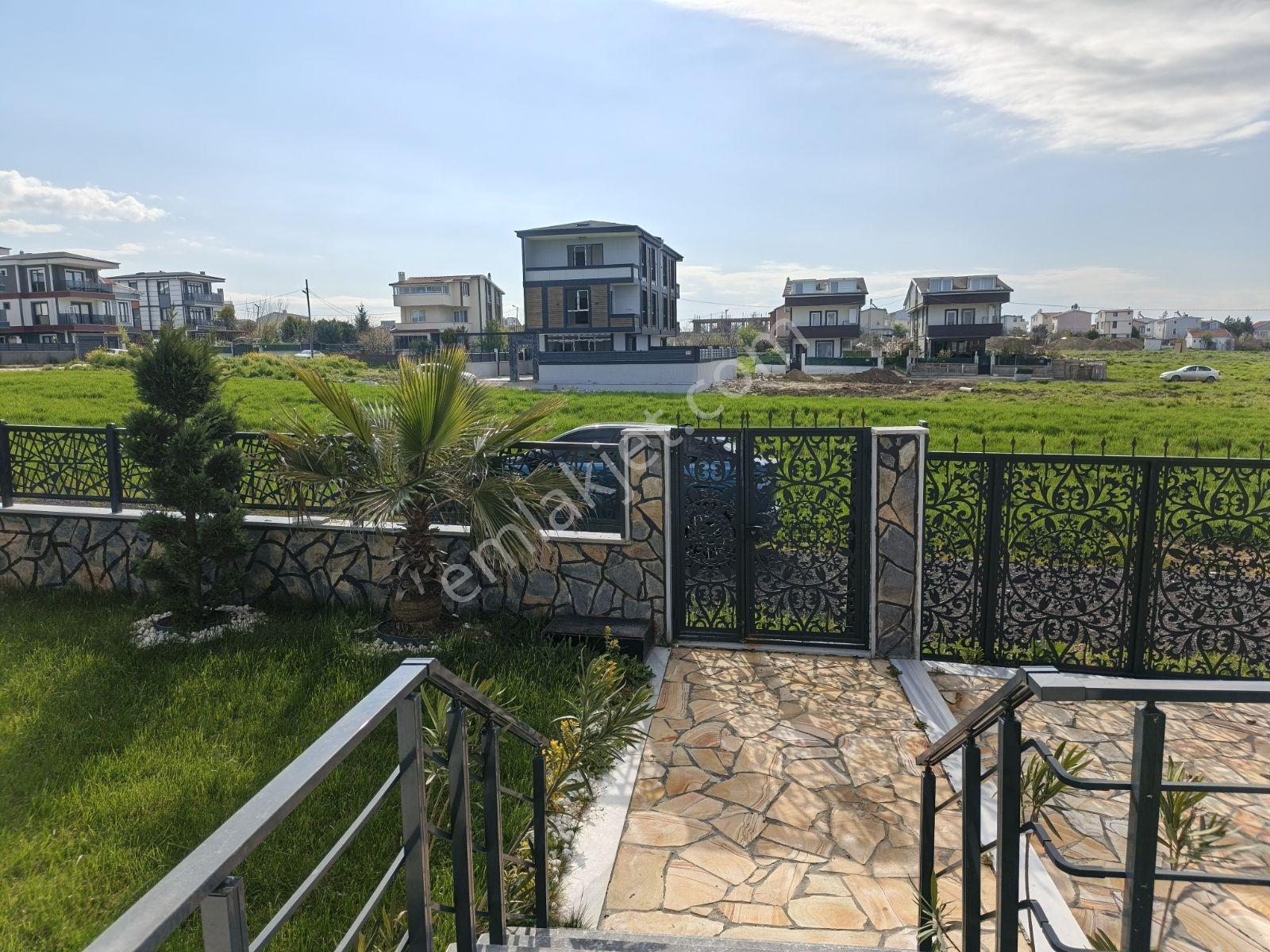 Satılık 320 M2 Arsa İçi 300 M2 Kullanımlı 6+1 Müstakil Villa - Görsel 17
