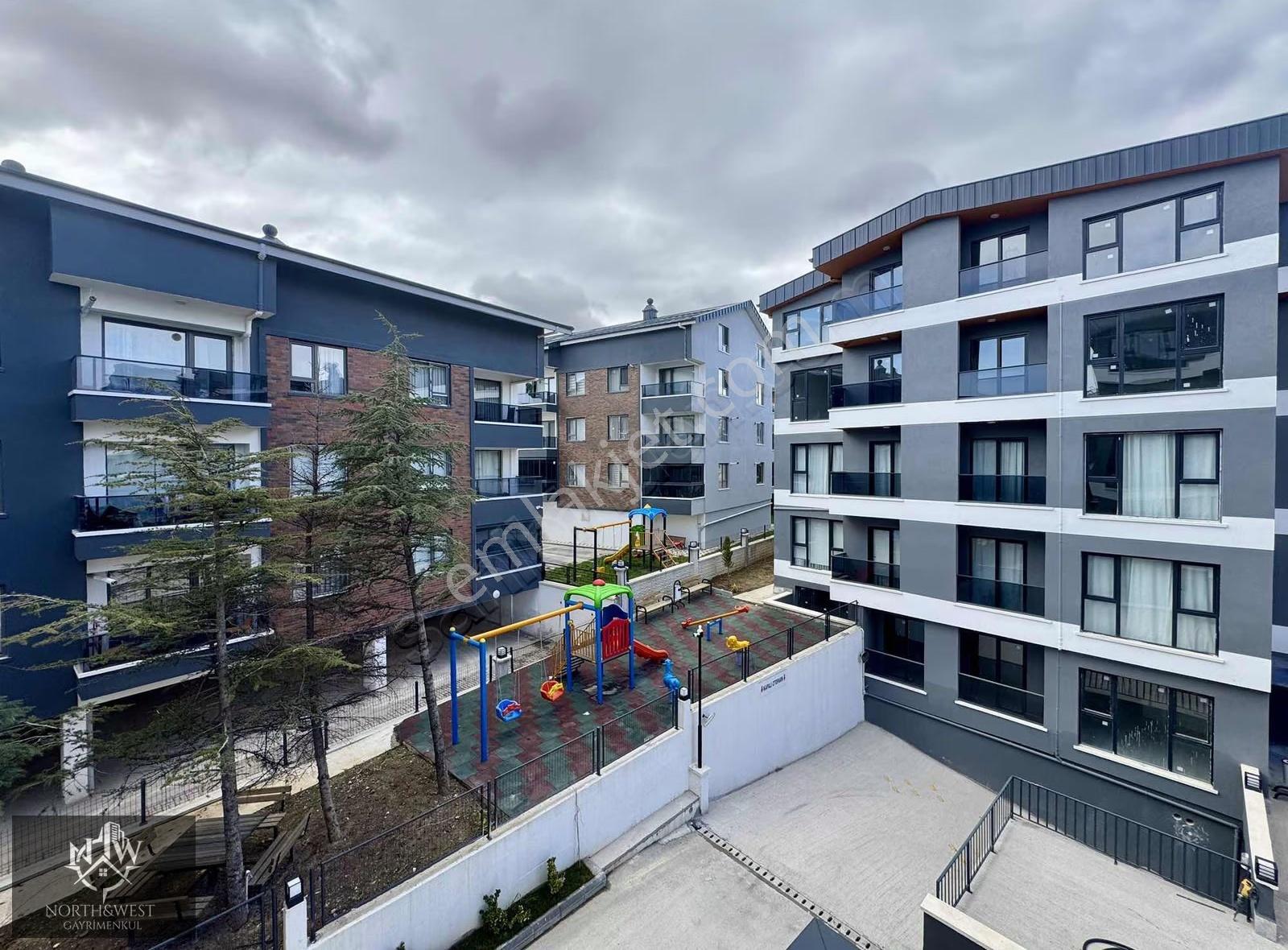 North West'ten İncek'te Güvenlikli Sitede Eşyalı Kiralık 1+1 D. - Görsel 27