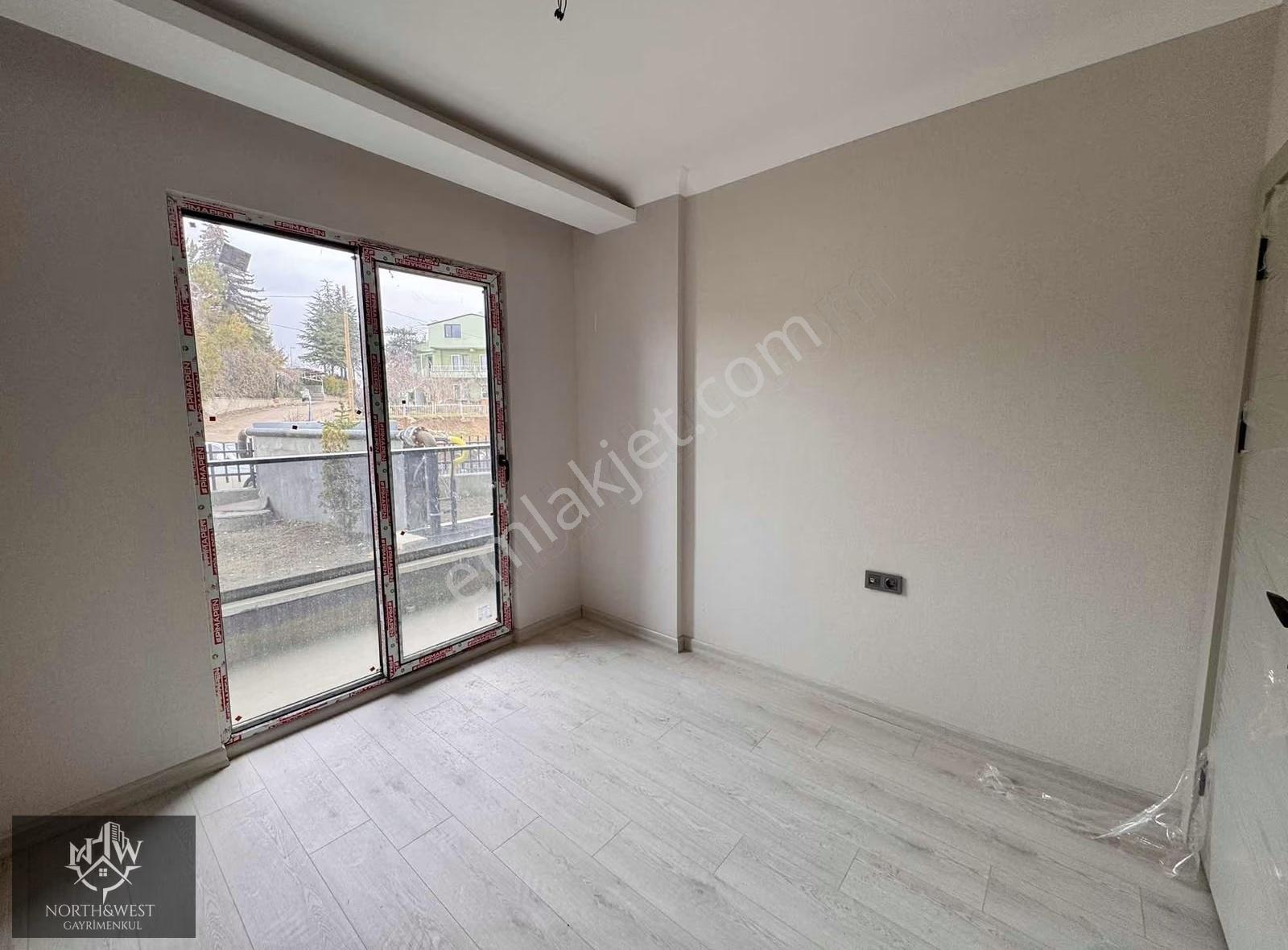 Gölbaşı İncek'te 1.86 Kredili 7/24 Güv. Site İçerisinde 1+1daire - Görsel 24