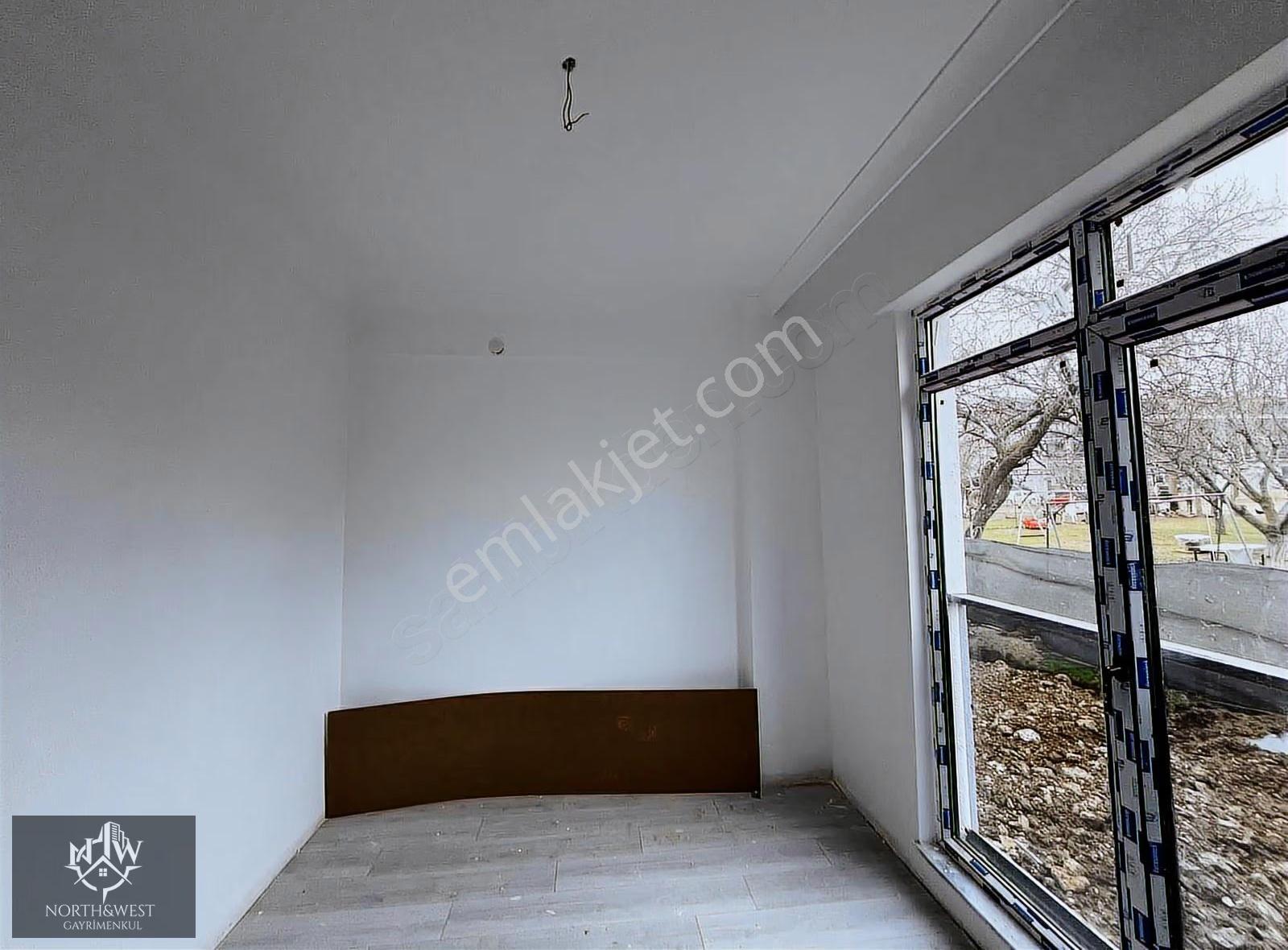 North&west Gayrimenkul'den Satılık Bahçe Kullanımlı 1+1 Daire - Görsel 22