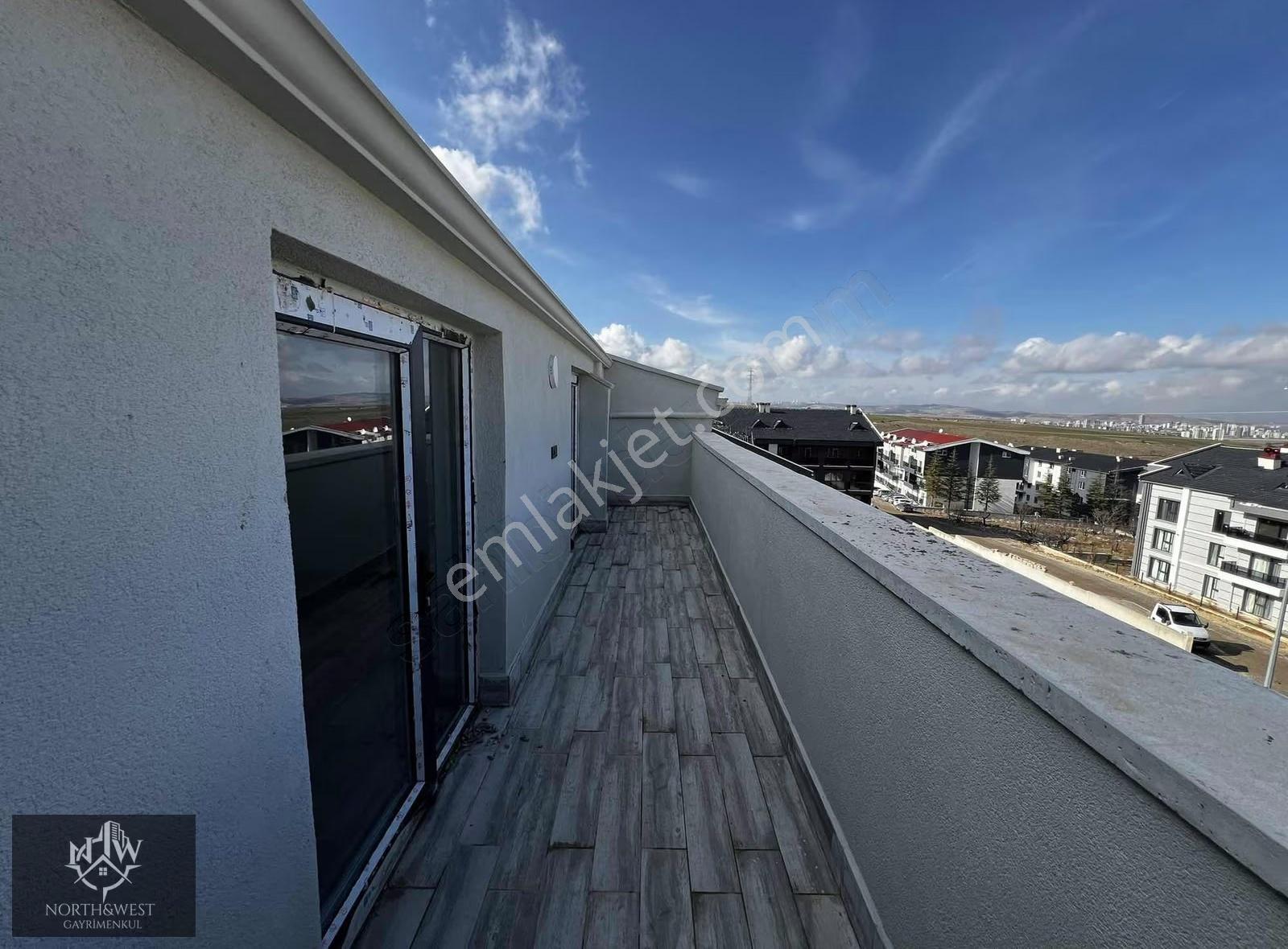Northwestten İncekte Teraslı Bağımsız Mutfaklı 4+1 Kiralık Daire - Görsel 30