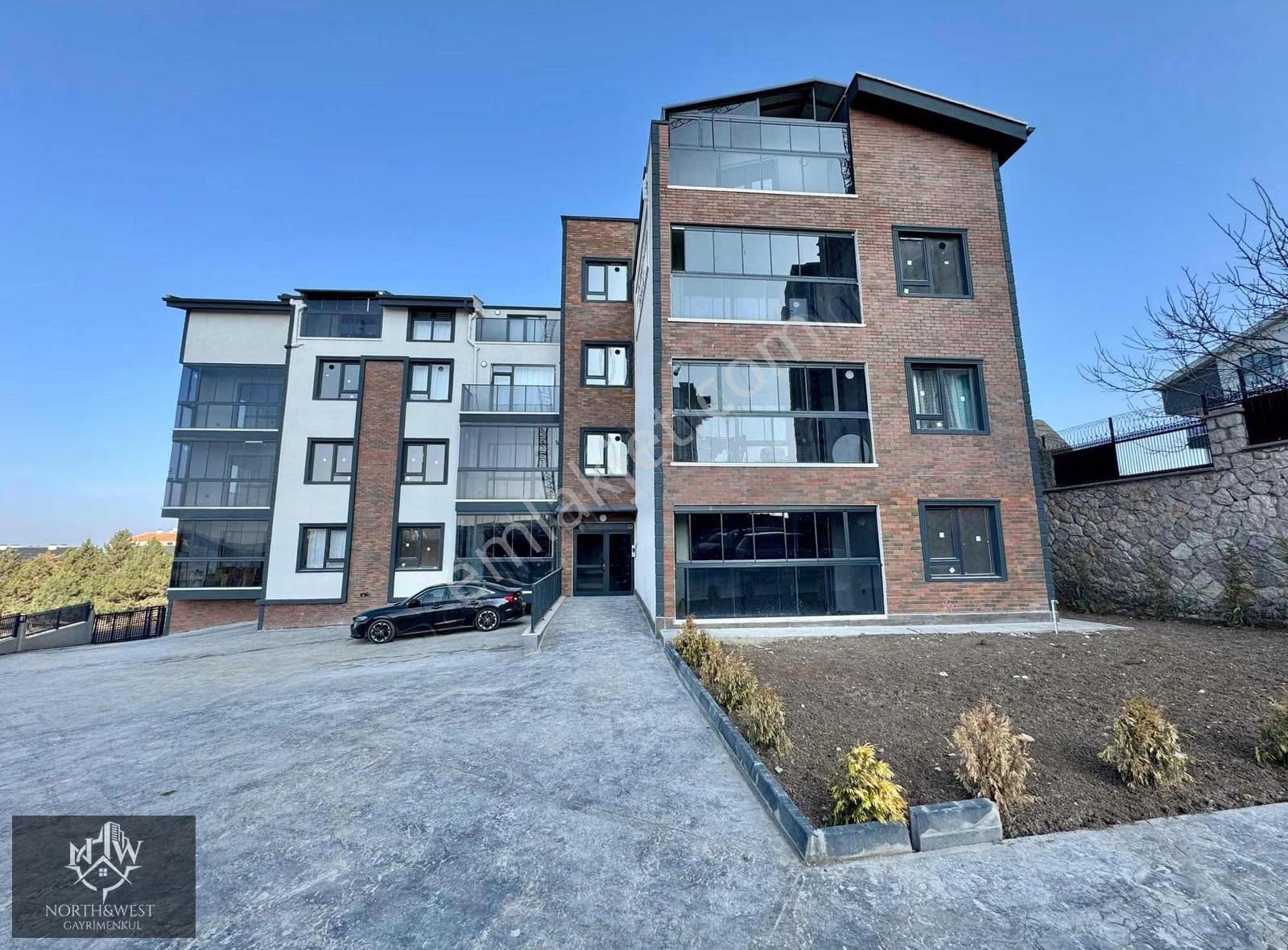 North Westten İncek'te Bağımsız Mutfaklı Kiralık 2+1 Dubleks D.
