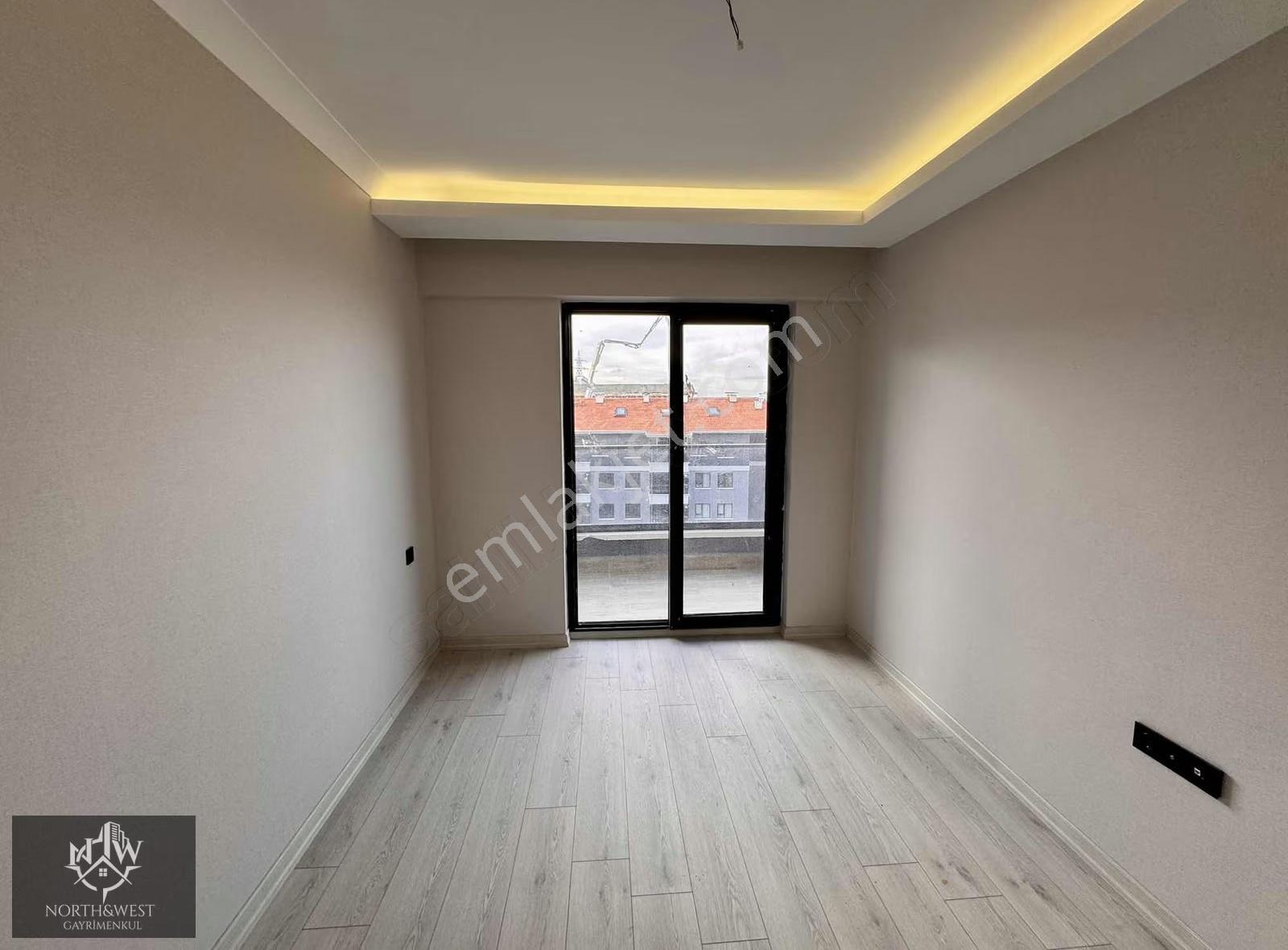 North&west'ten Vadi Manzaralı Geniş Ada Mutfaklı 1+1 Daire - Görsel 35