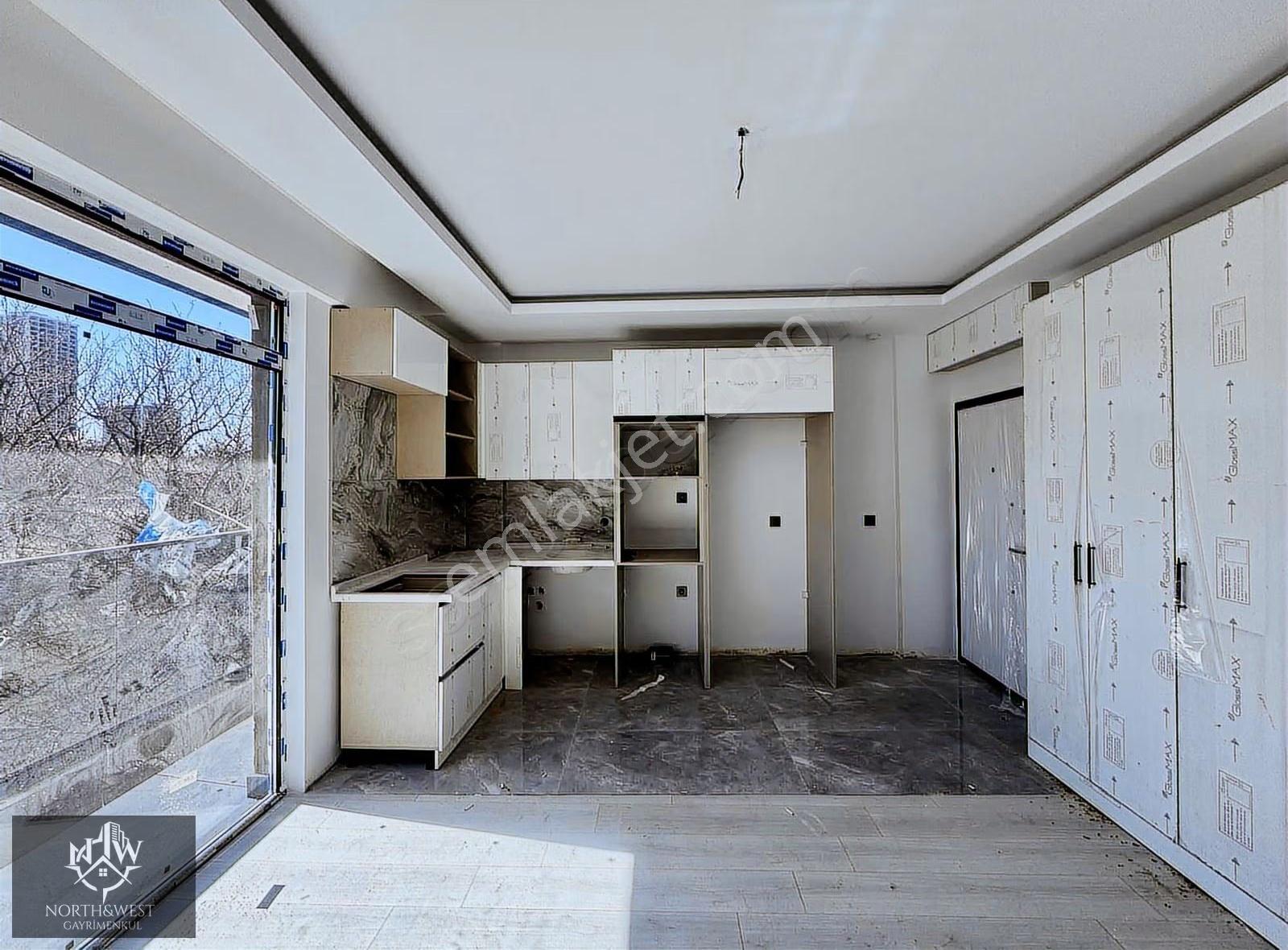 İncek'te 1.86 Kredili Bulvar Yakını Ara Kat'ta Satılık 1+1 Daire - Görsel 32