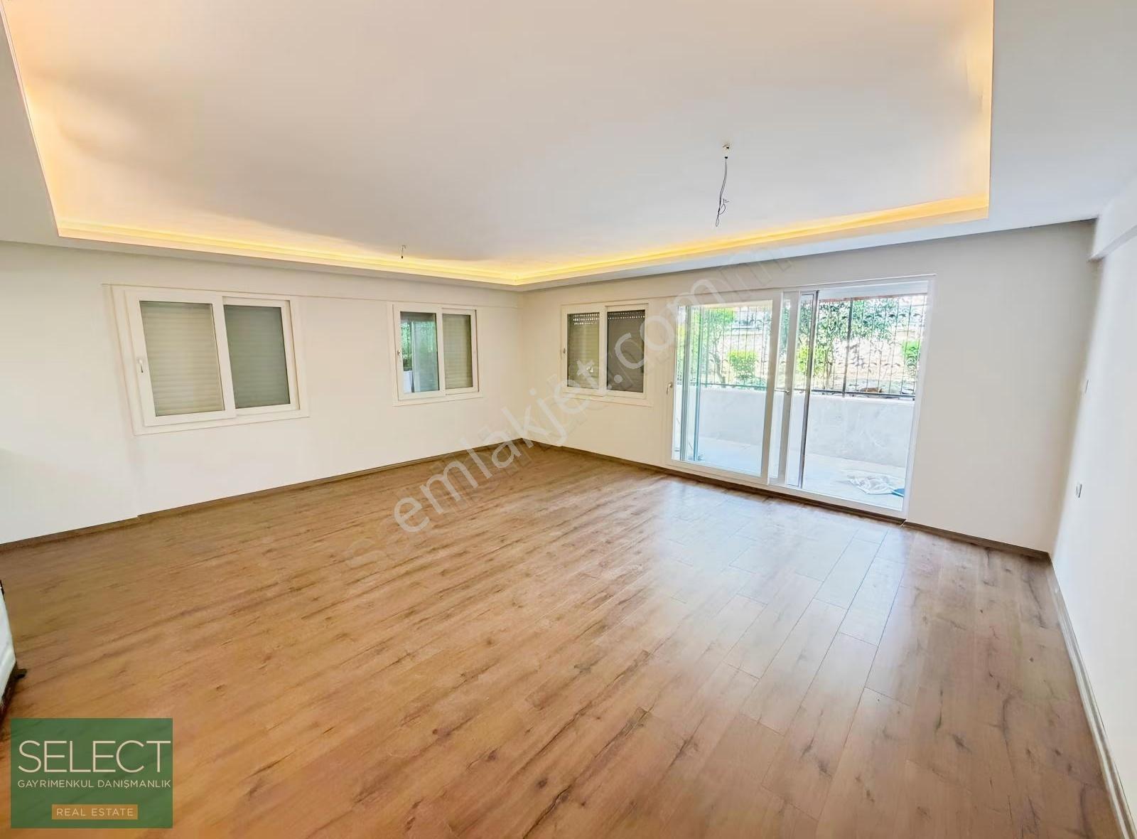 Marmaris Sitelerde Denize Yürüme Mesafesinde 3+1 Bahçeli Daire