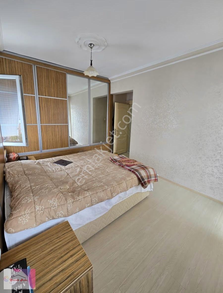 Meydan Kavağı Mahallesinde Acil Satılık Kelepir Dev Gibi Daire! - Görsel 16