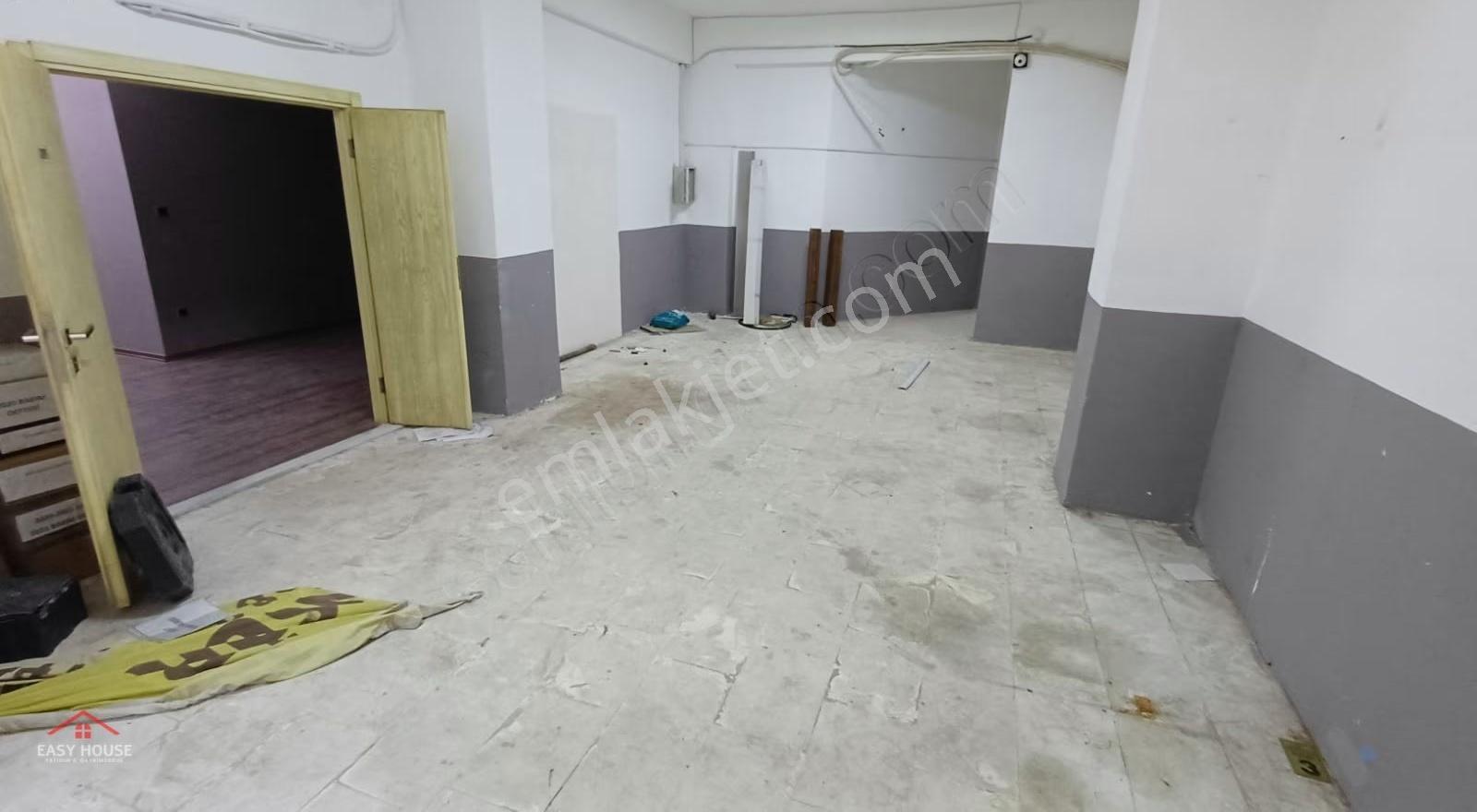 Bursa Nilüfer İhsaniye Merkezde Satılık Ticari İşyeri | 298 M²