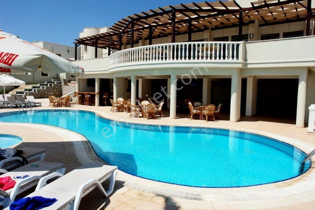 Adabükü Plajlı Site 12 Ay Yaşam Uygun Manzaralı 2+1 Eşyalı Daire - Görsel 33